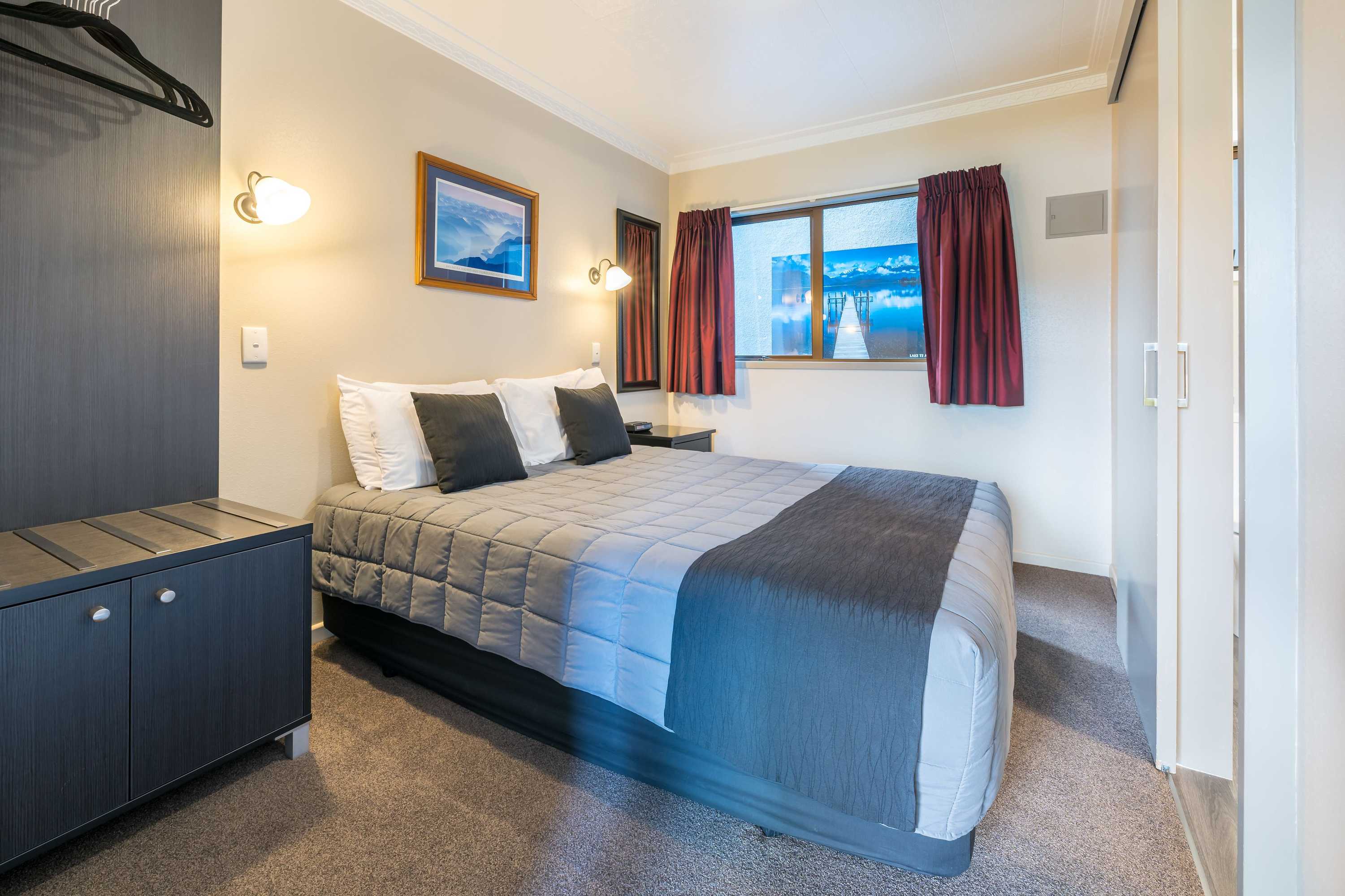 Gift card for Lakeside Motel & Apartments Gift card for Lakeside Motel & Apartments