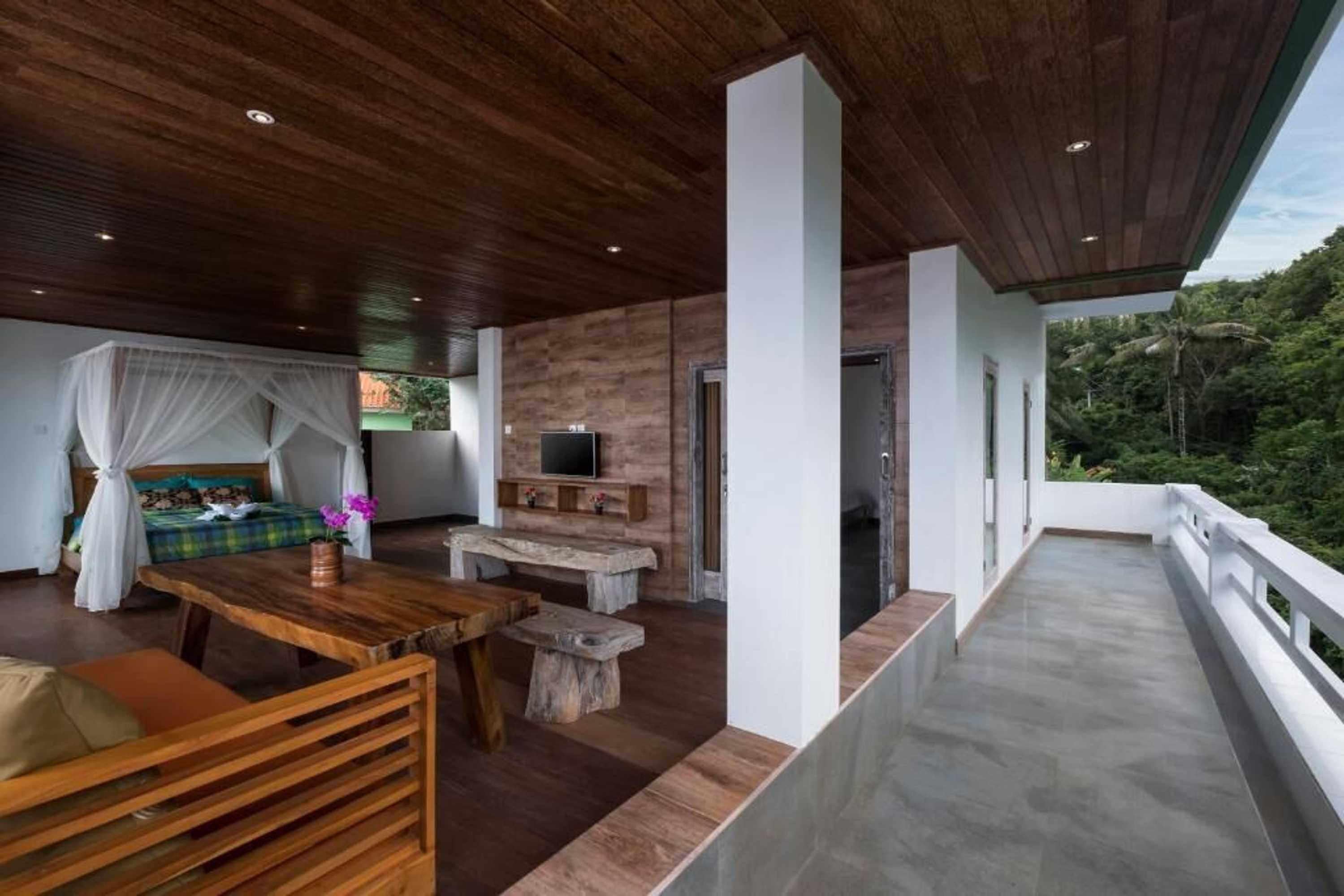 Gift card for Villa Suari I