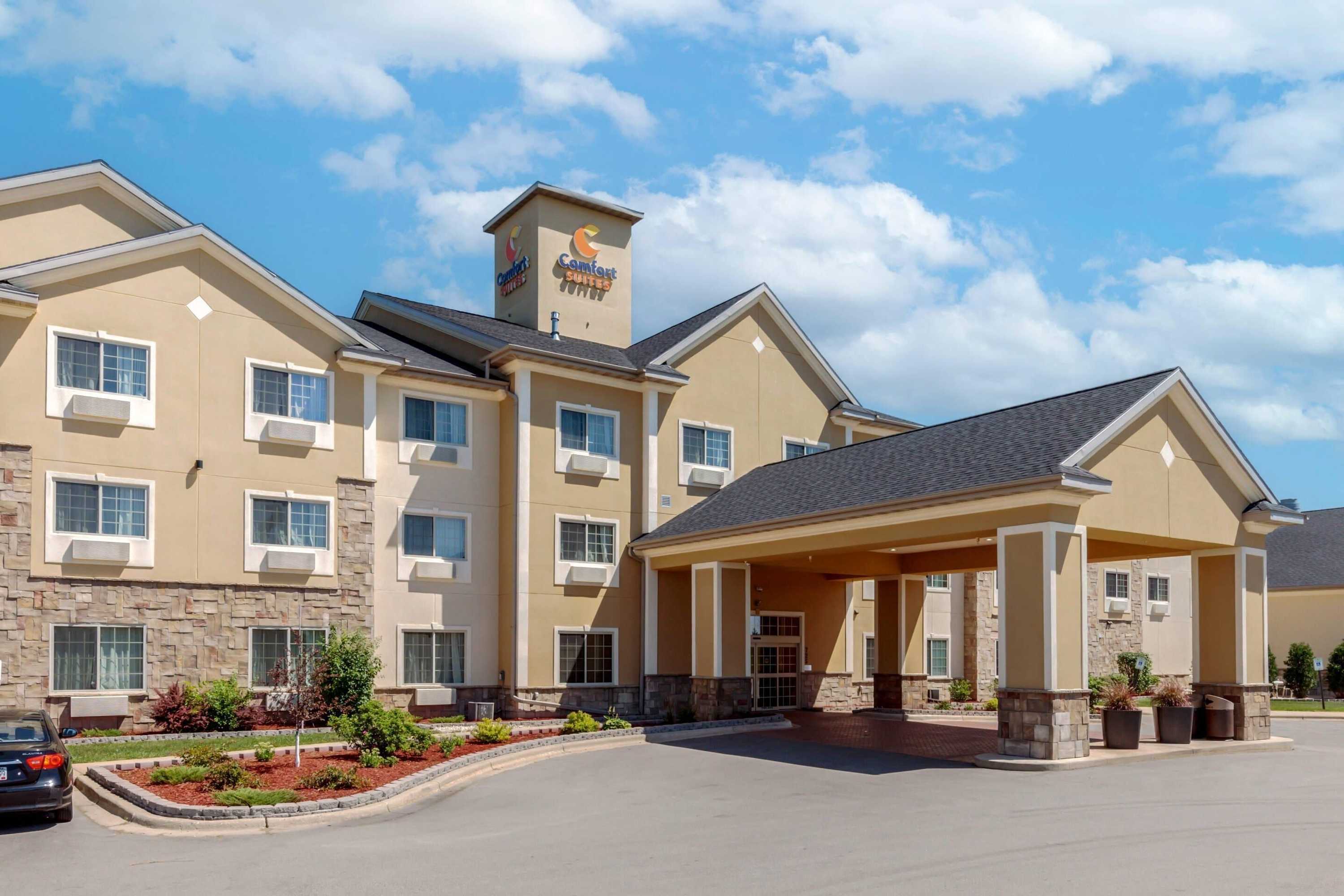 Gift card for Comfort Suites Johnson Creek Conference Center
