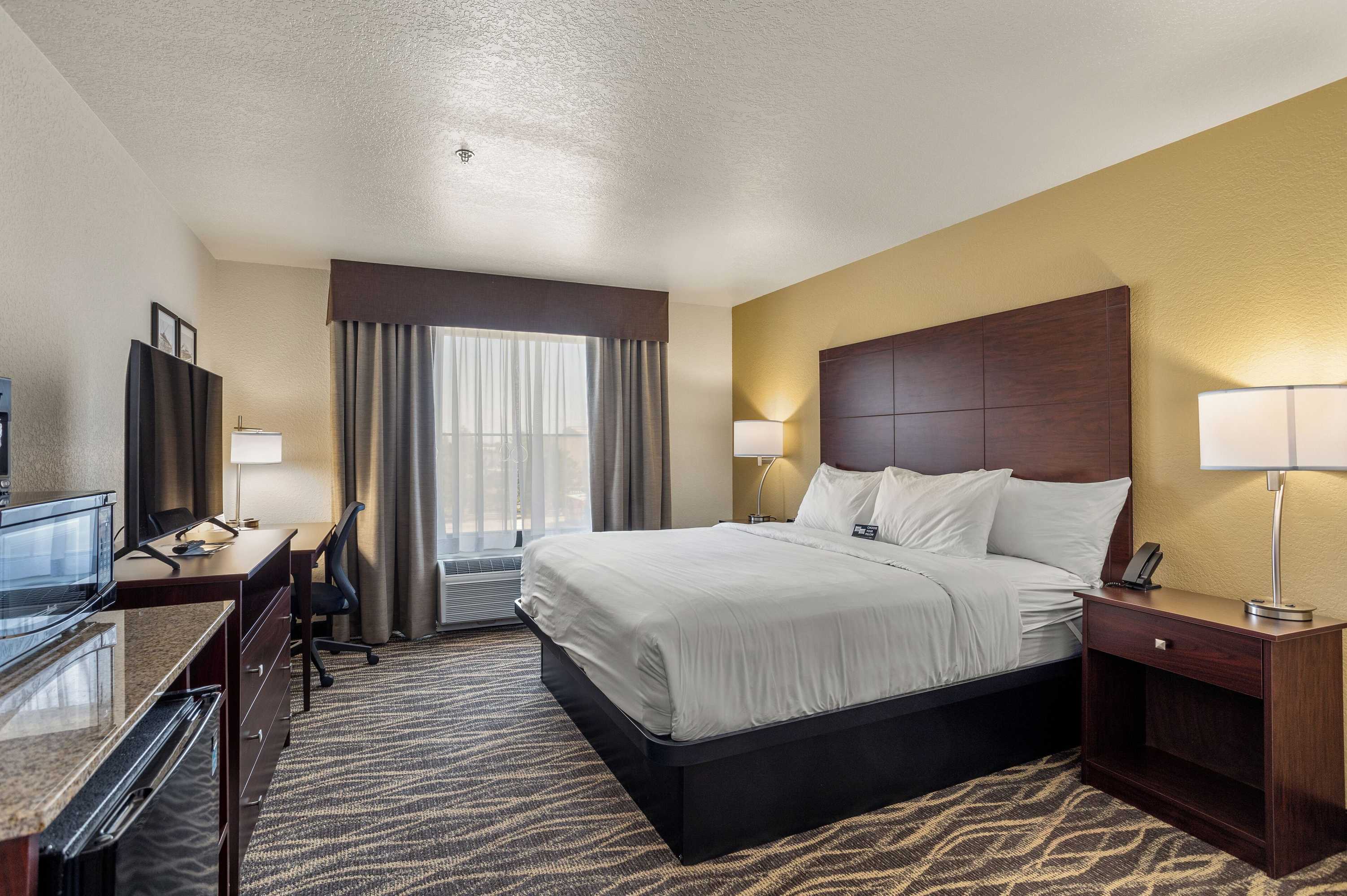 Gift card for Cobblestone Hotel & Suites - De Pere/green Bay Gift card for Cobblestone Hotel & Suites - De Pere/green Bay