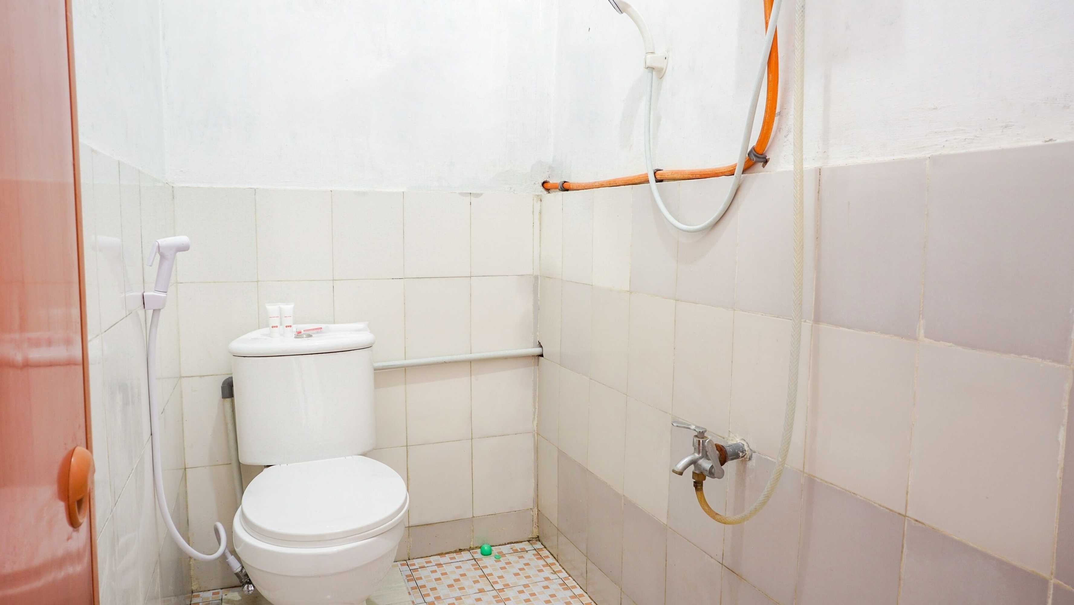 Gift card for Oyo 2369 Cempaka Homestay