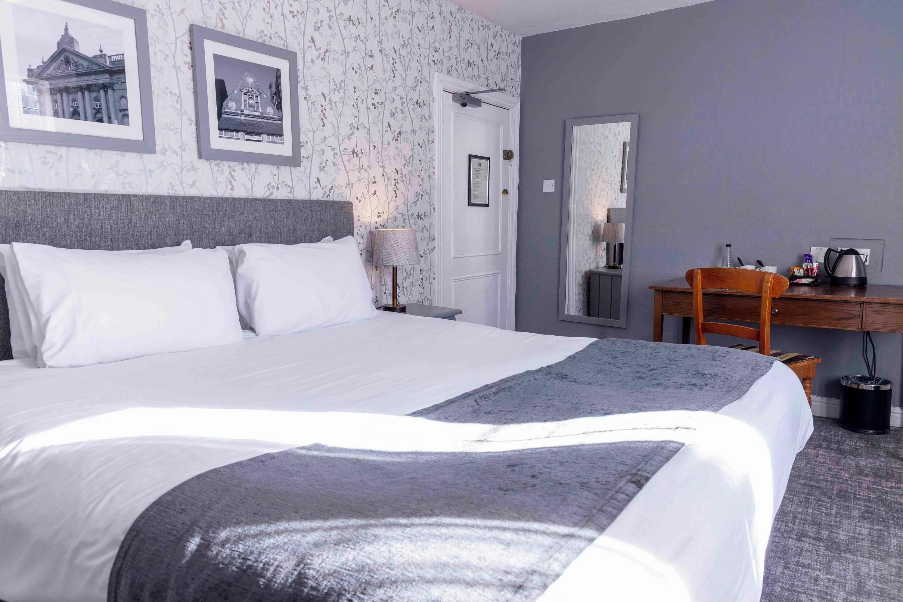 Gift card for Cromwell Lodge Hotel by Greene King Inns Gift card for Cromwell Lodge Hotel by Greene King Inns
