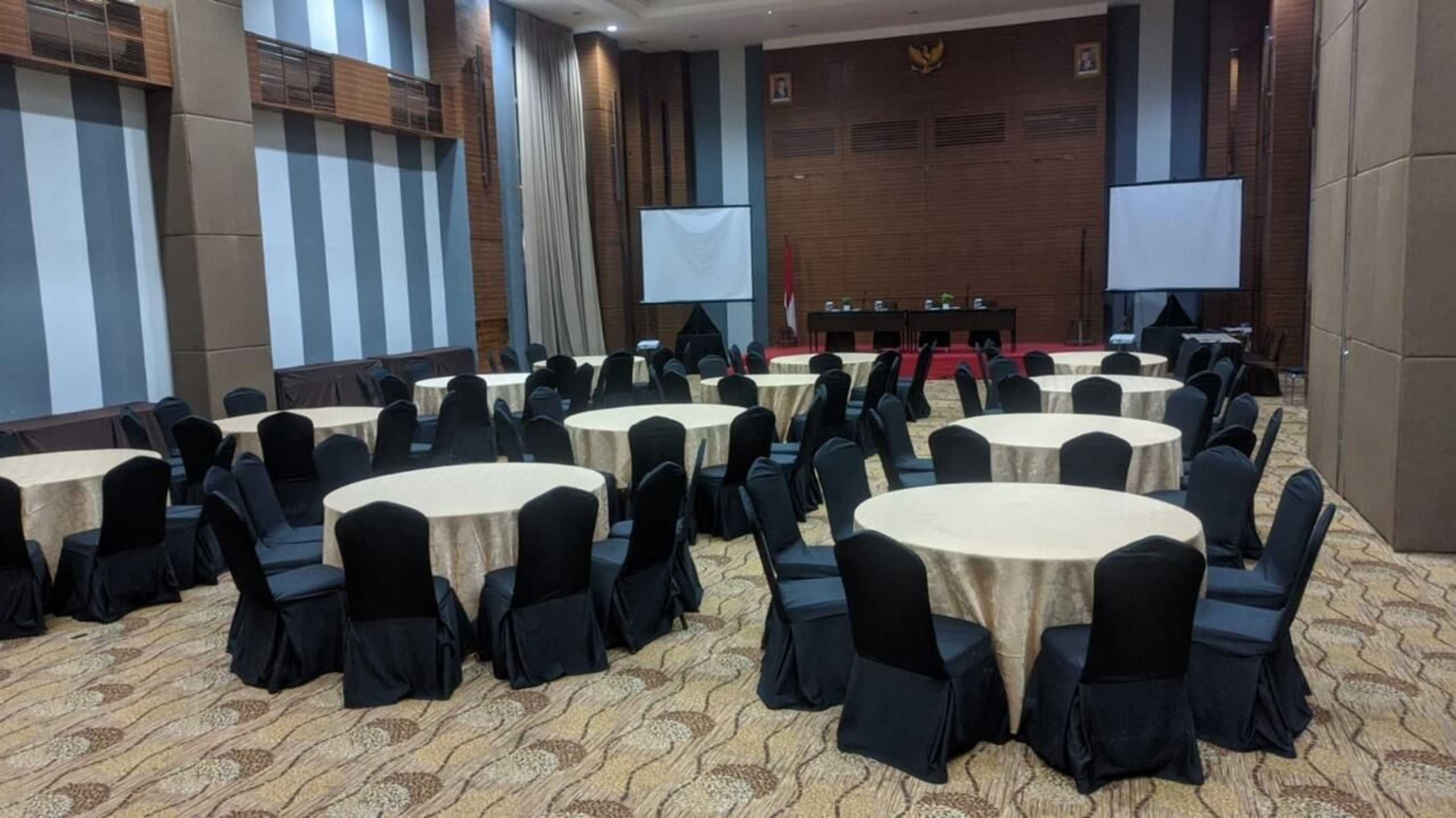 Gift card for Lorin Sentul Hotel Gift card for Lorin Sentul Hotel