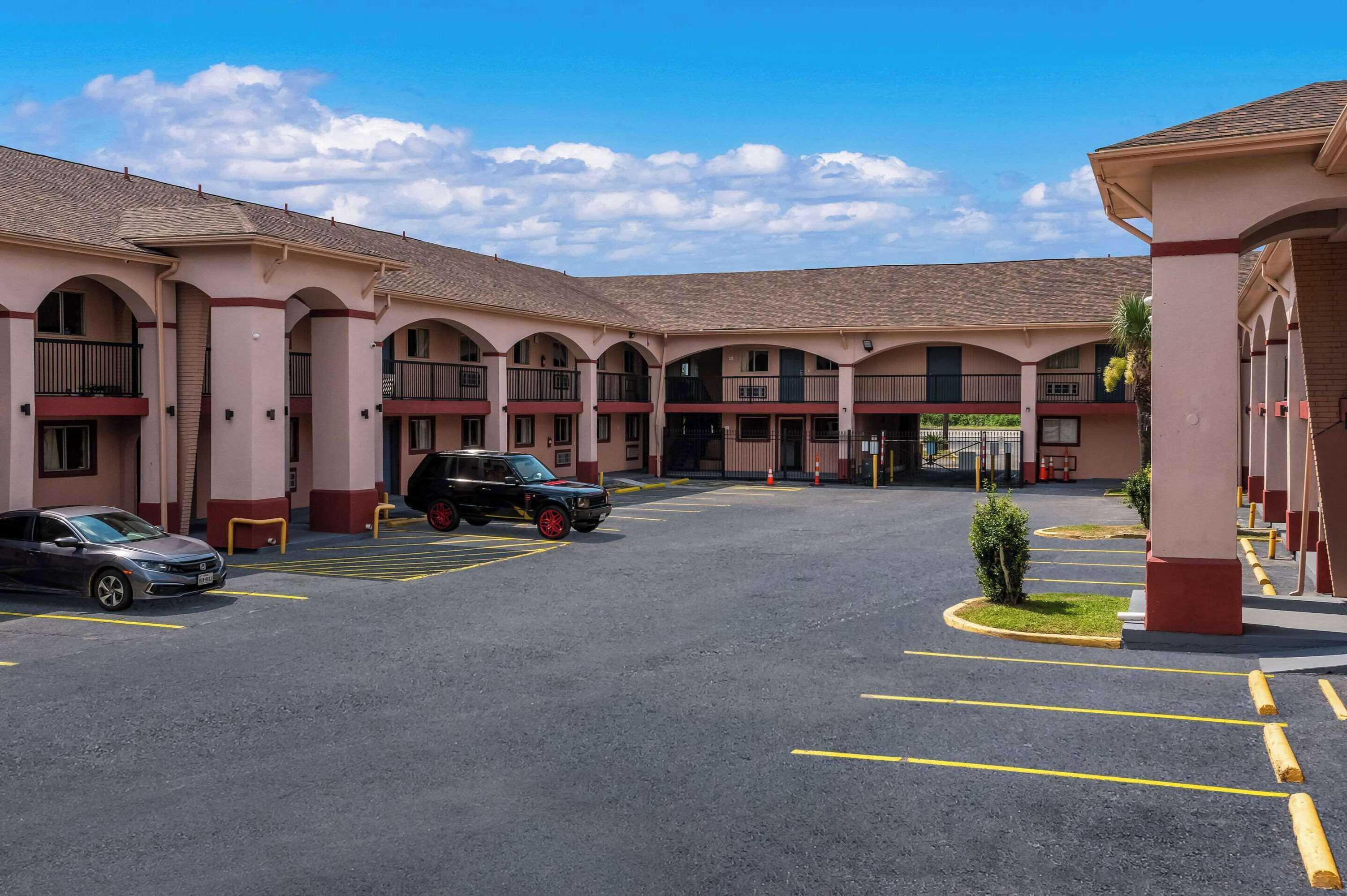 Gift card for Rodeway Inn & Suites East Gift card for Rodeway Inn & Suites East