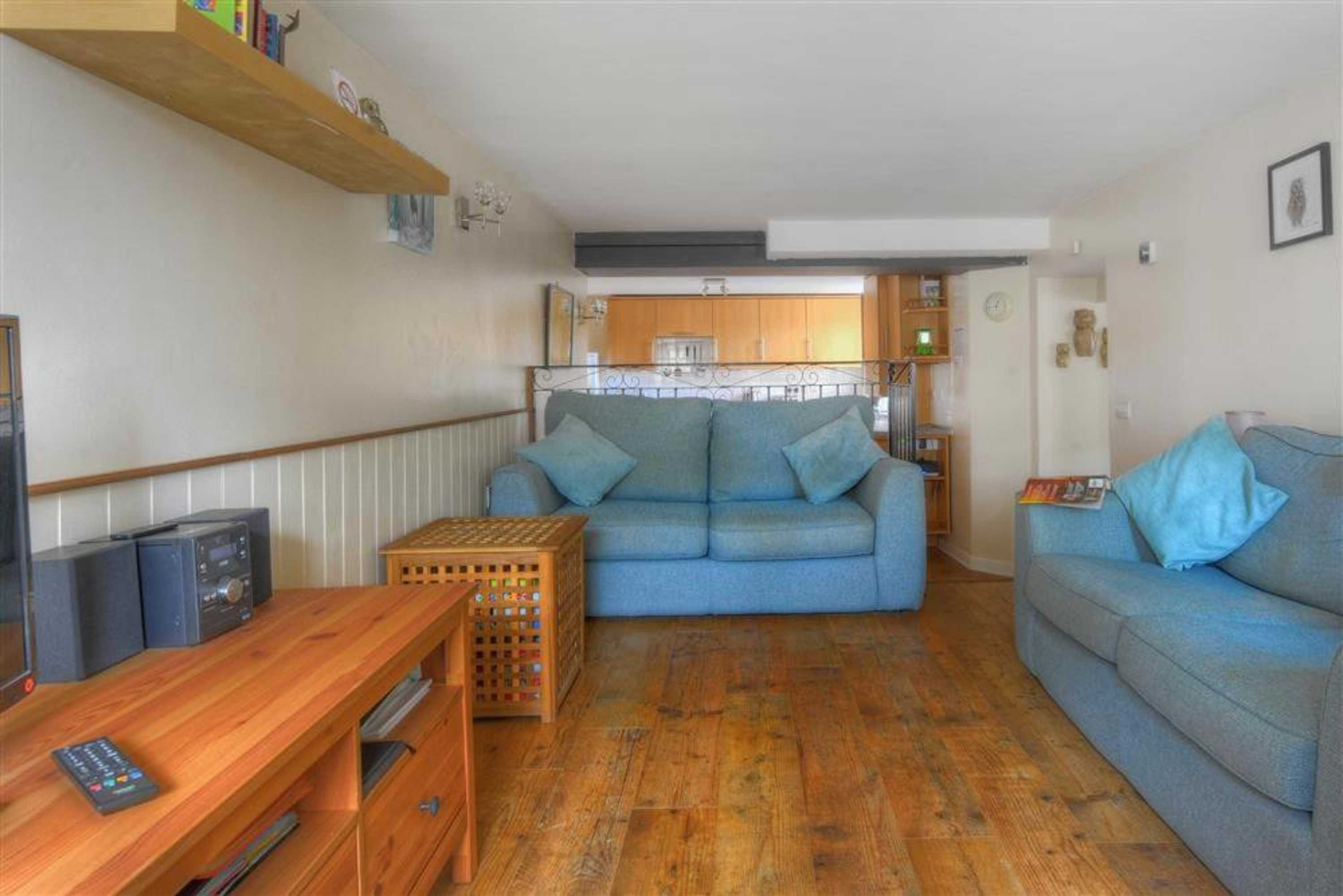 Gift card for 1 New Inn Corner