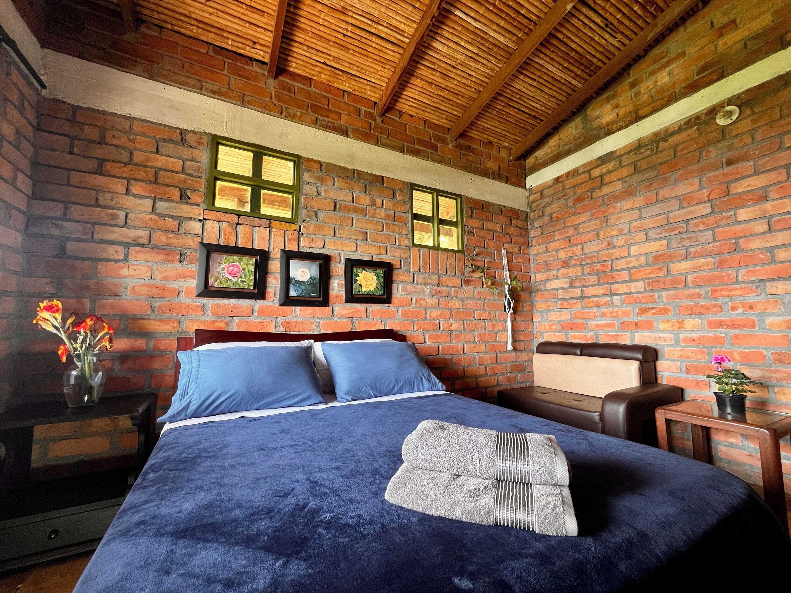 Gift card for Ventanas Parapente Piedechinche - Bed And Breakfast Premium Gift card for Ventanas Parapente Piedechinche - Bed And Breakfast Premium