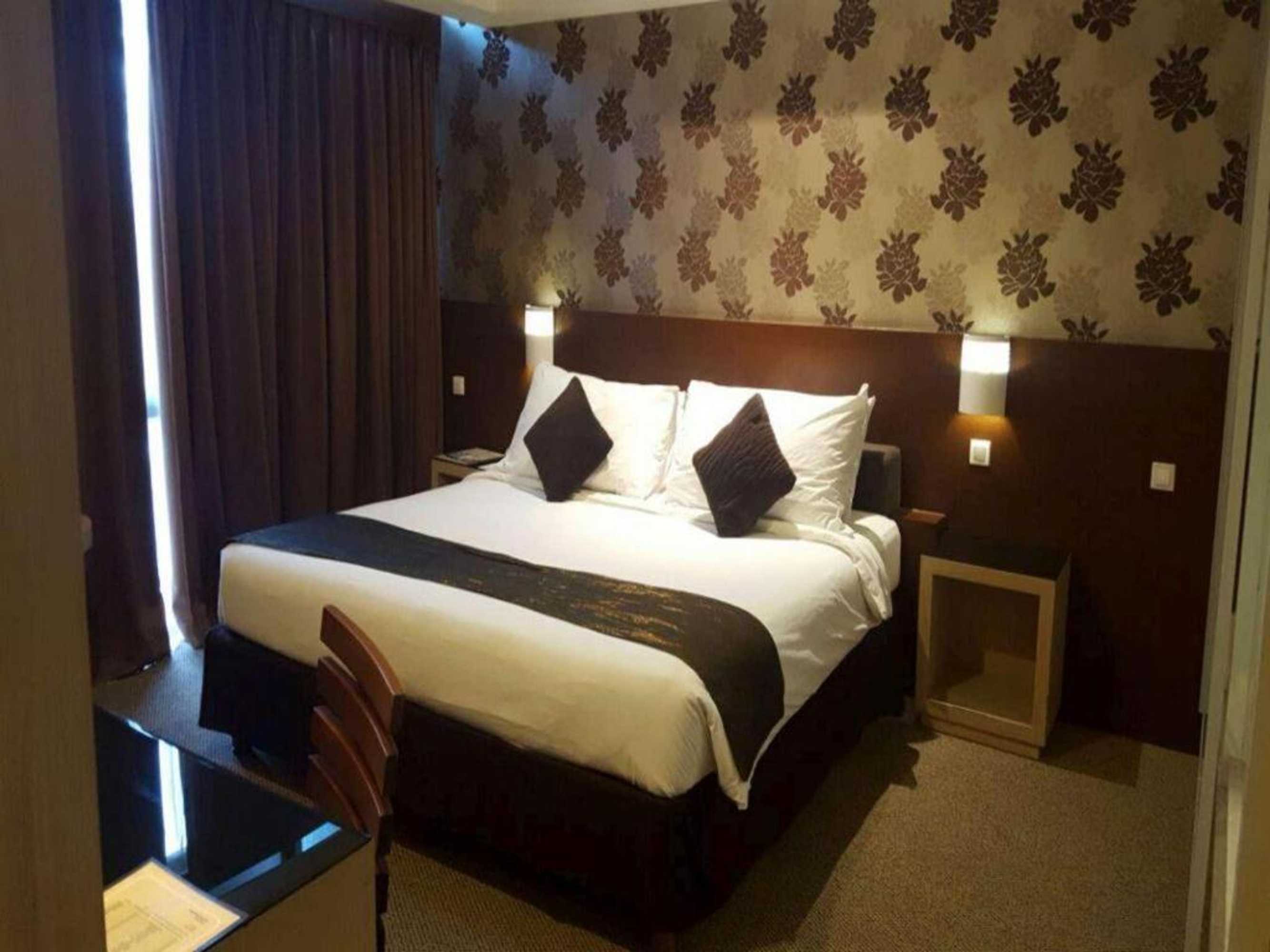 Gift card for Horison Ultima Ratu Serang Gift card for Horison Ultima Ratu Serang