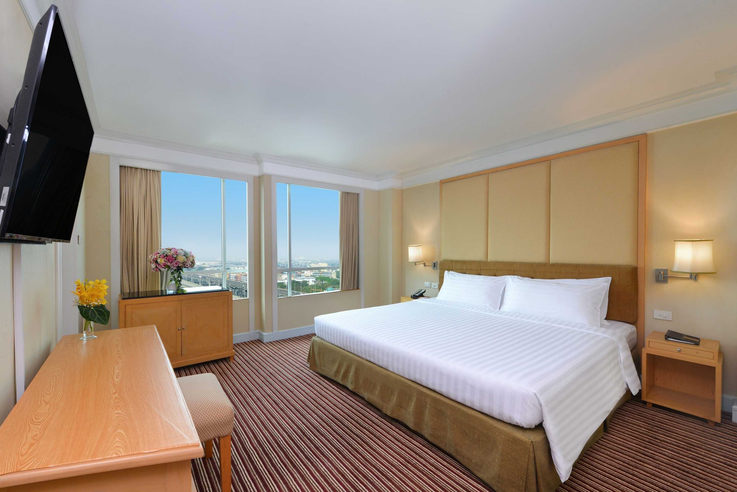 Gift card for Miracle Grand Convention Hotel Gift card for Miracle Grand Convention Hotel