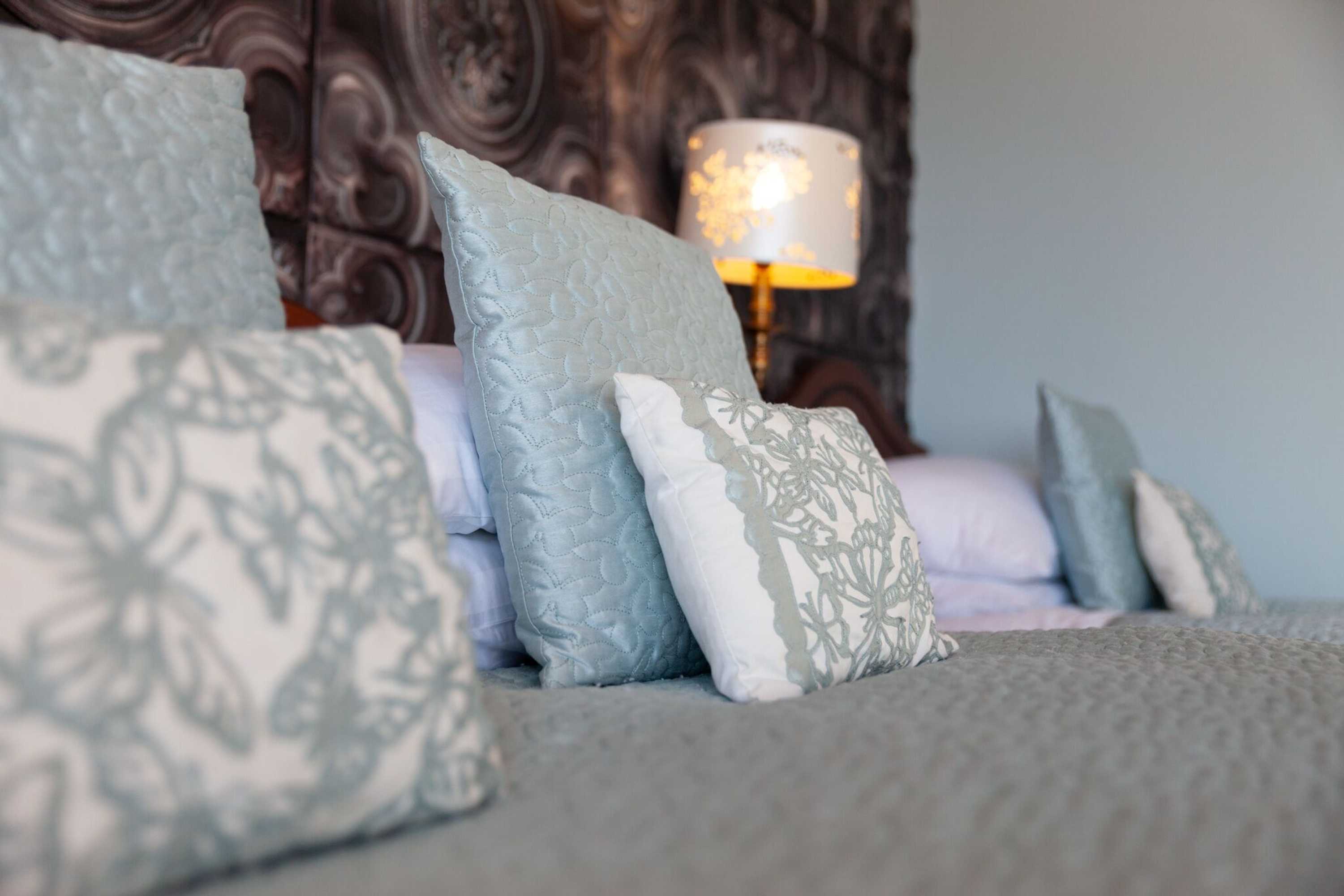 Gift card for Shelleven House