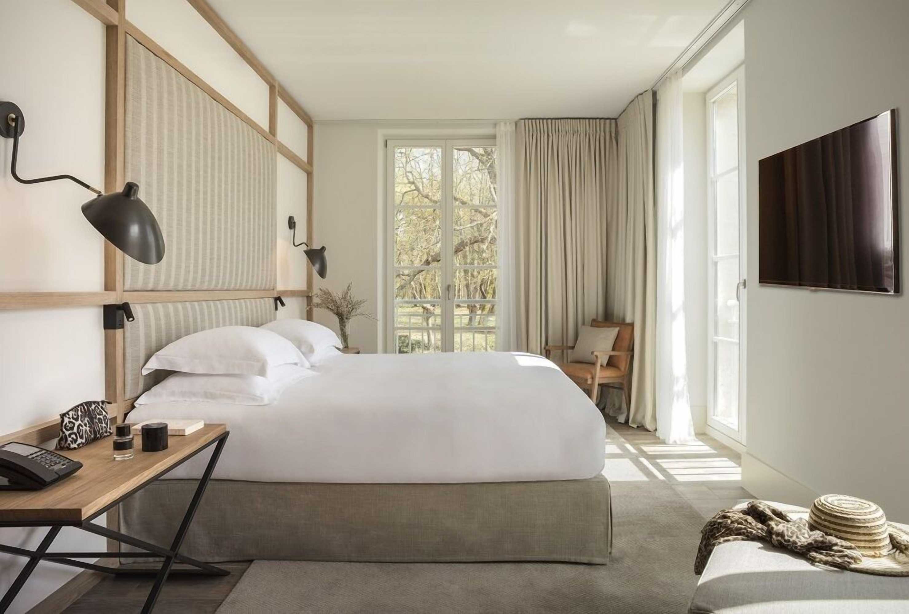 Gift card for Le Grand Pavillon Chantilly Gift card for Le Grand Pavillon Chantilly