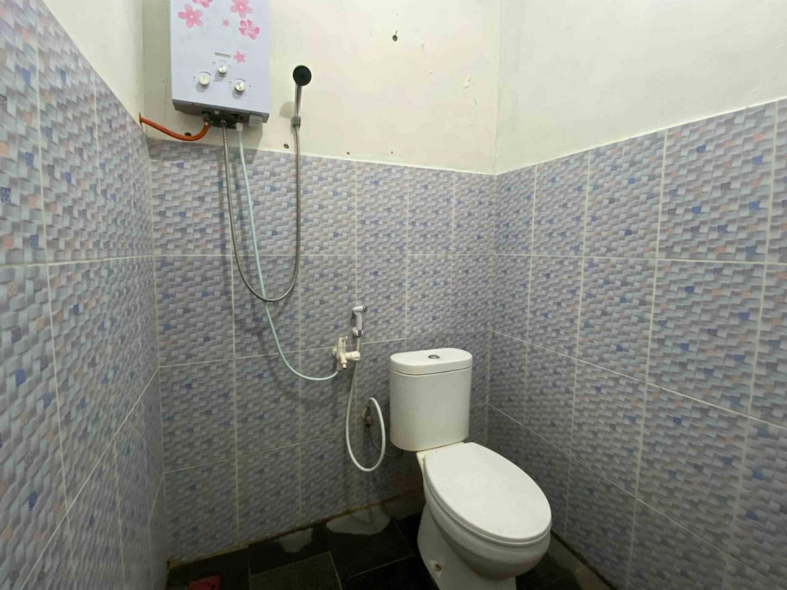 Gift card for Guest House Hj Muriyah Syariah Slawi Mitra Reddoorz