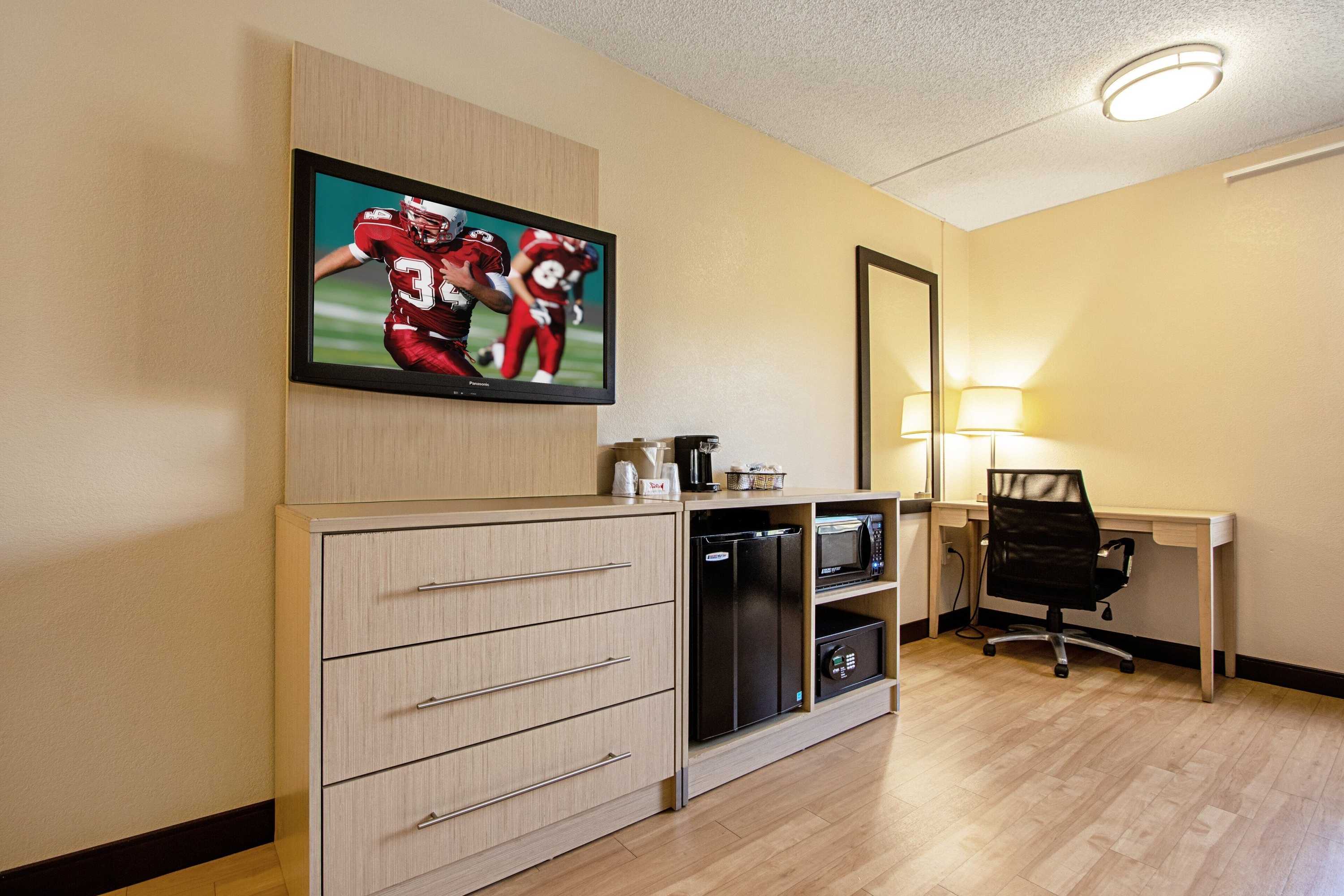 Gift card for Red Roof Inn Plus+ West Palm Beach Gift card for Red Roof Inn Plus+ West Palm Beach