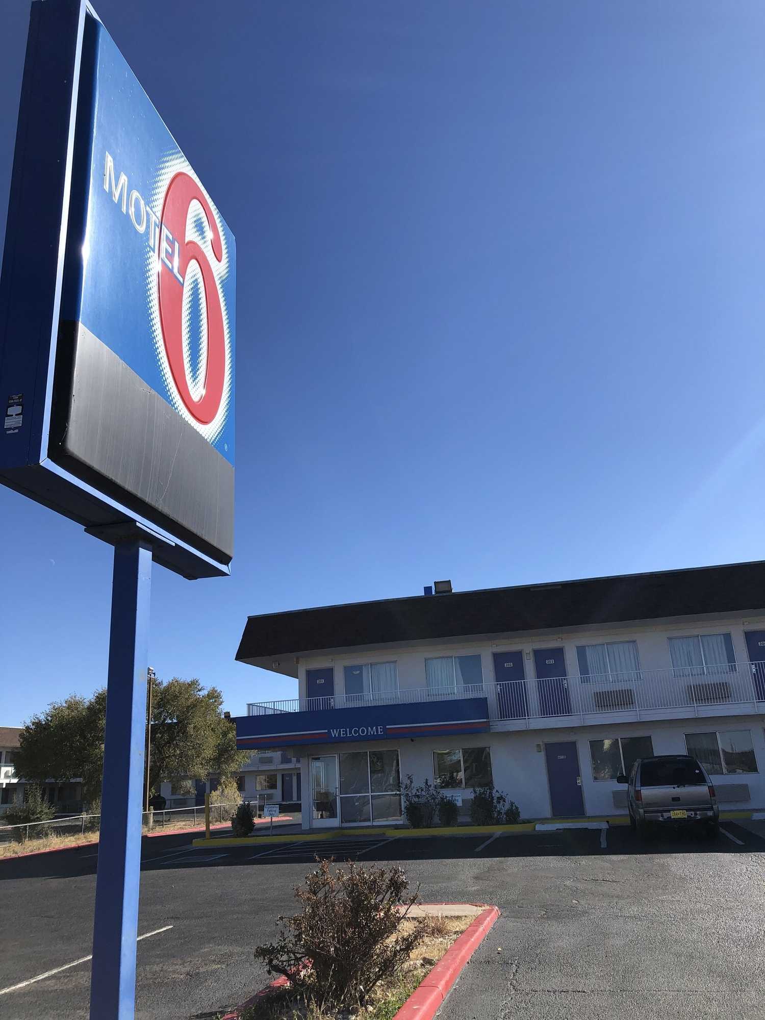 Gift card for Motel 6 Santa Rosa, NM Gift card for Motel 6 Santa Rosa, NM