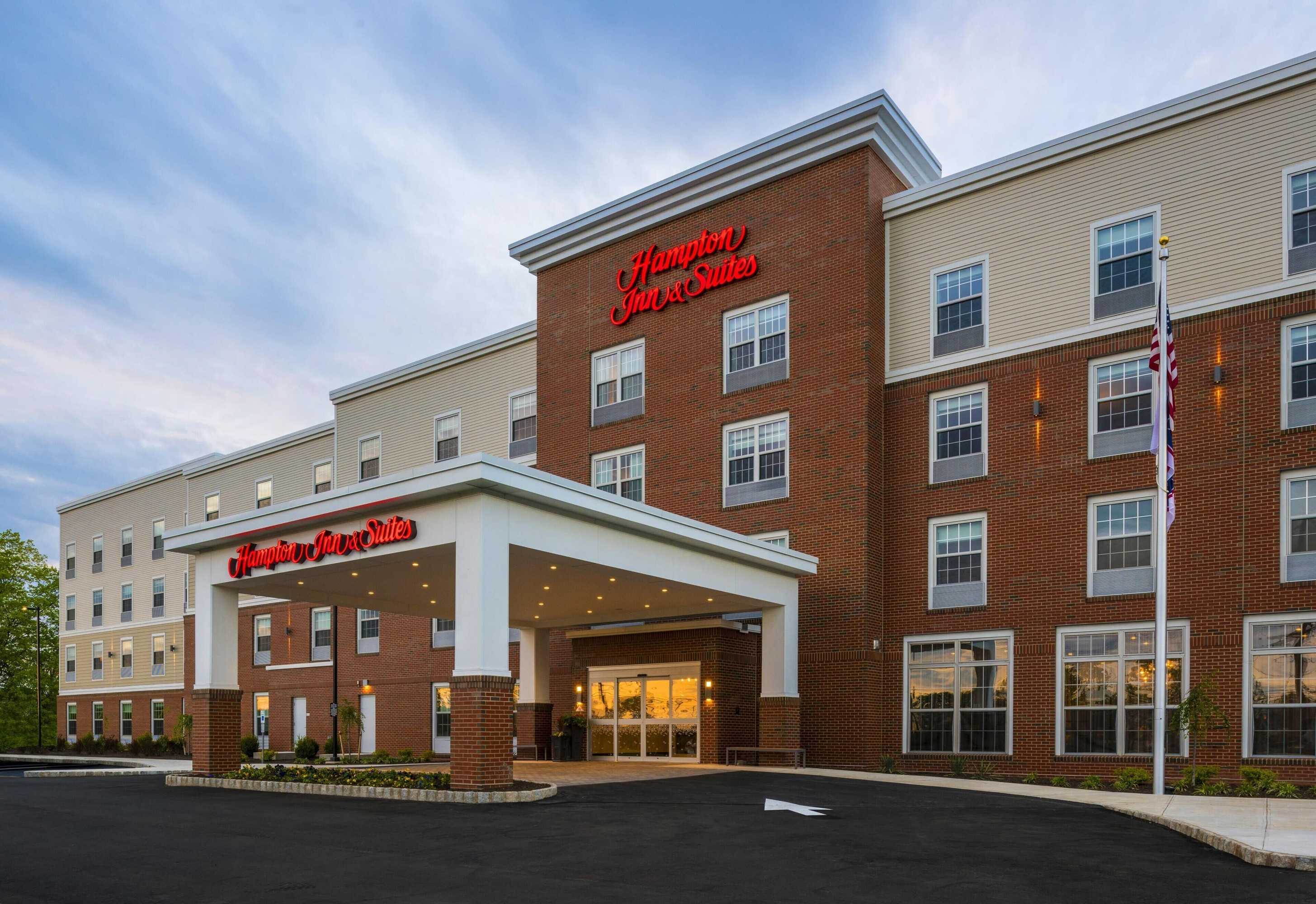 Gift card for Hampton Inn & Suites Bridgewater Gift card for Hampton Inn & Suites Bridgewater