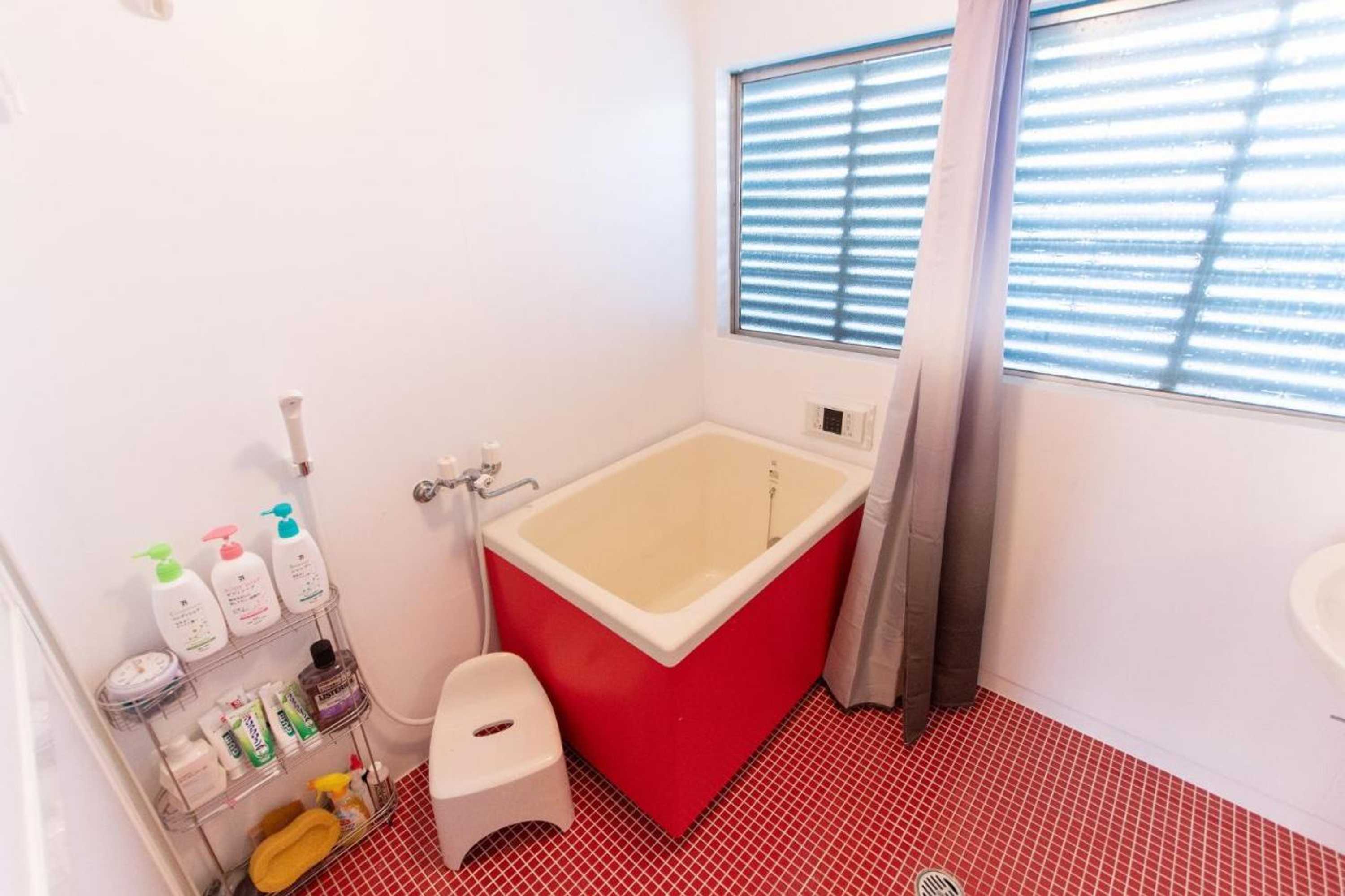 Gift card for 九十九里浜で最強に海に近い宿 無料の最新カラオケ&bbq付き