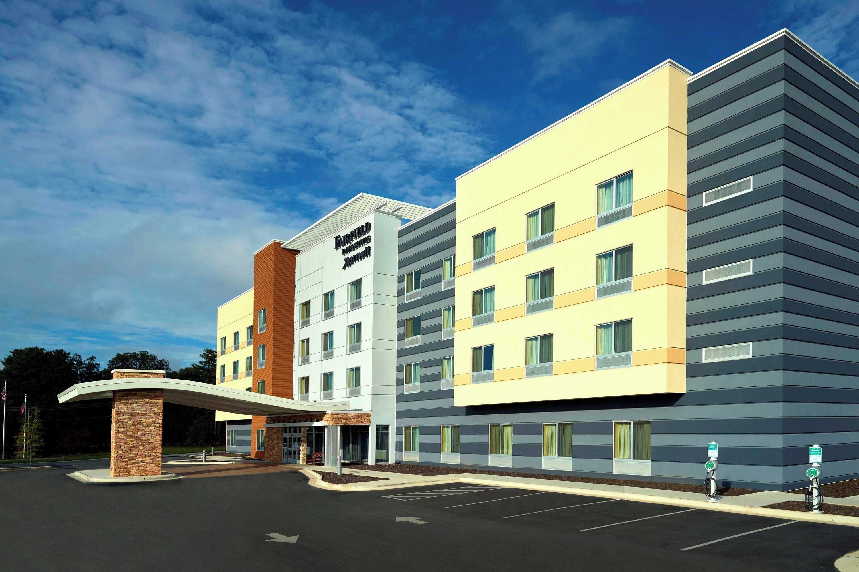 Gift card for Fairfield Inn & Suites by Marriott Hendersonville Flat Rock Gift card for Fairfield Inn & Suites by Marriott Hendersonville Flat Rock