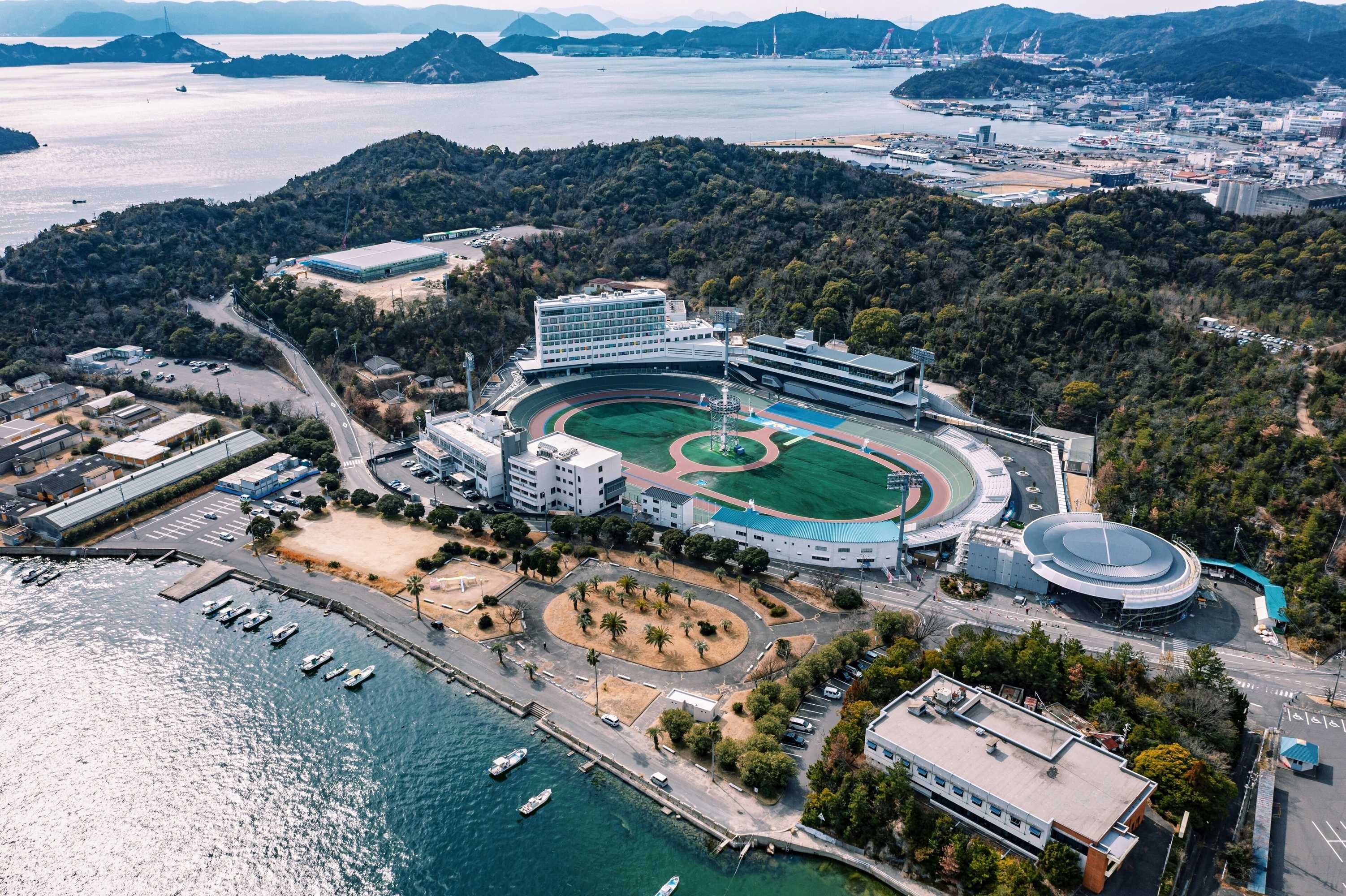 Gift card for Setouchi Keirin Hotel 10 by Onko Chishin Gift card for Setouchi Keirin Hotel 10 by Onko Chishin