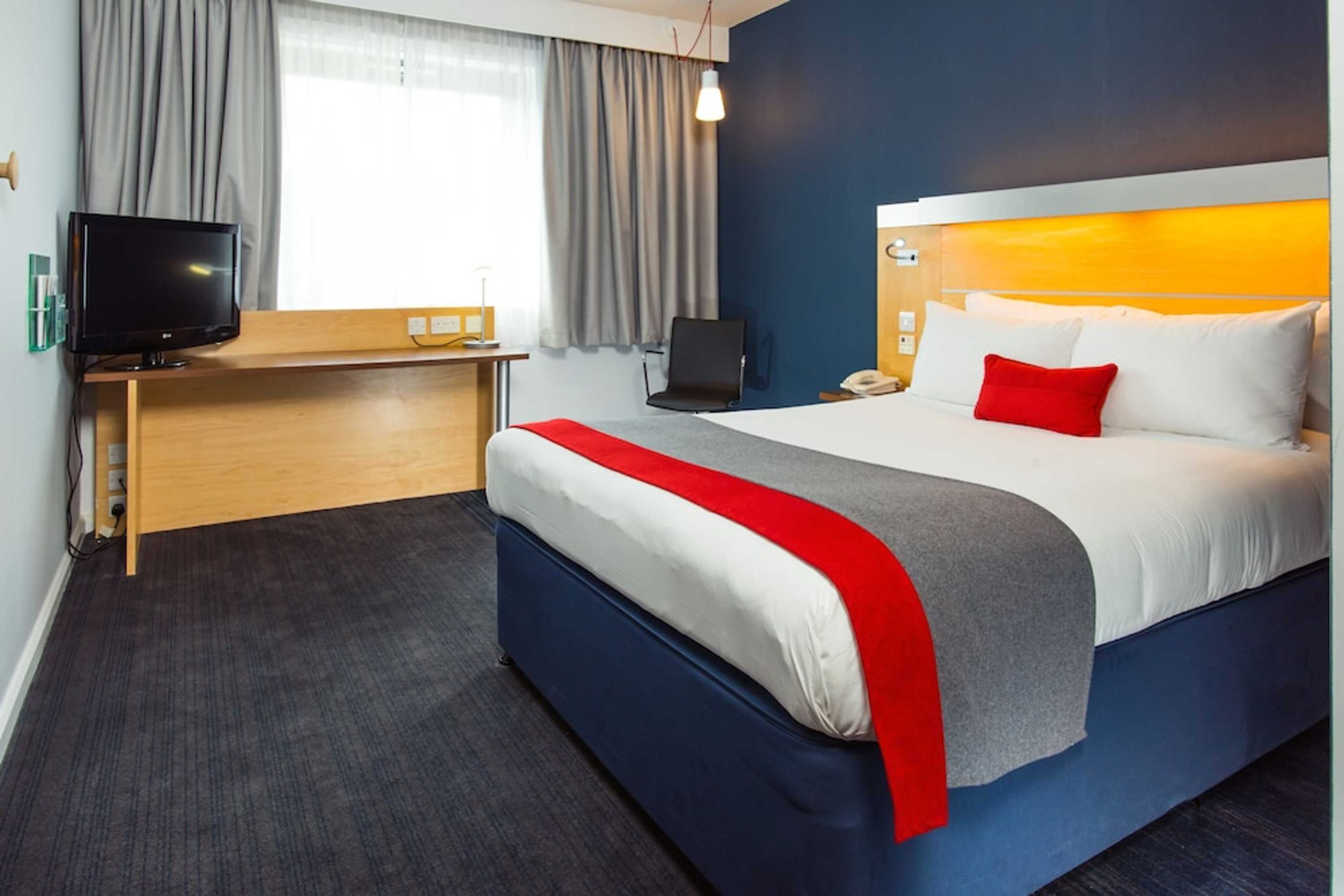 Gift card for Holiday Inn Express Hemel Hempstead by Ihg