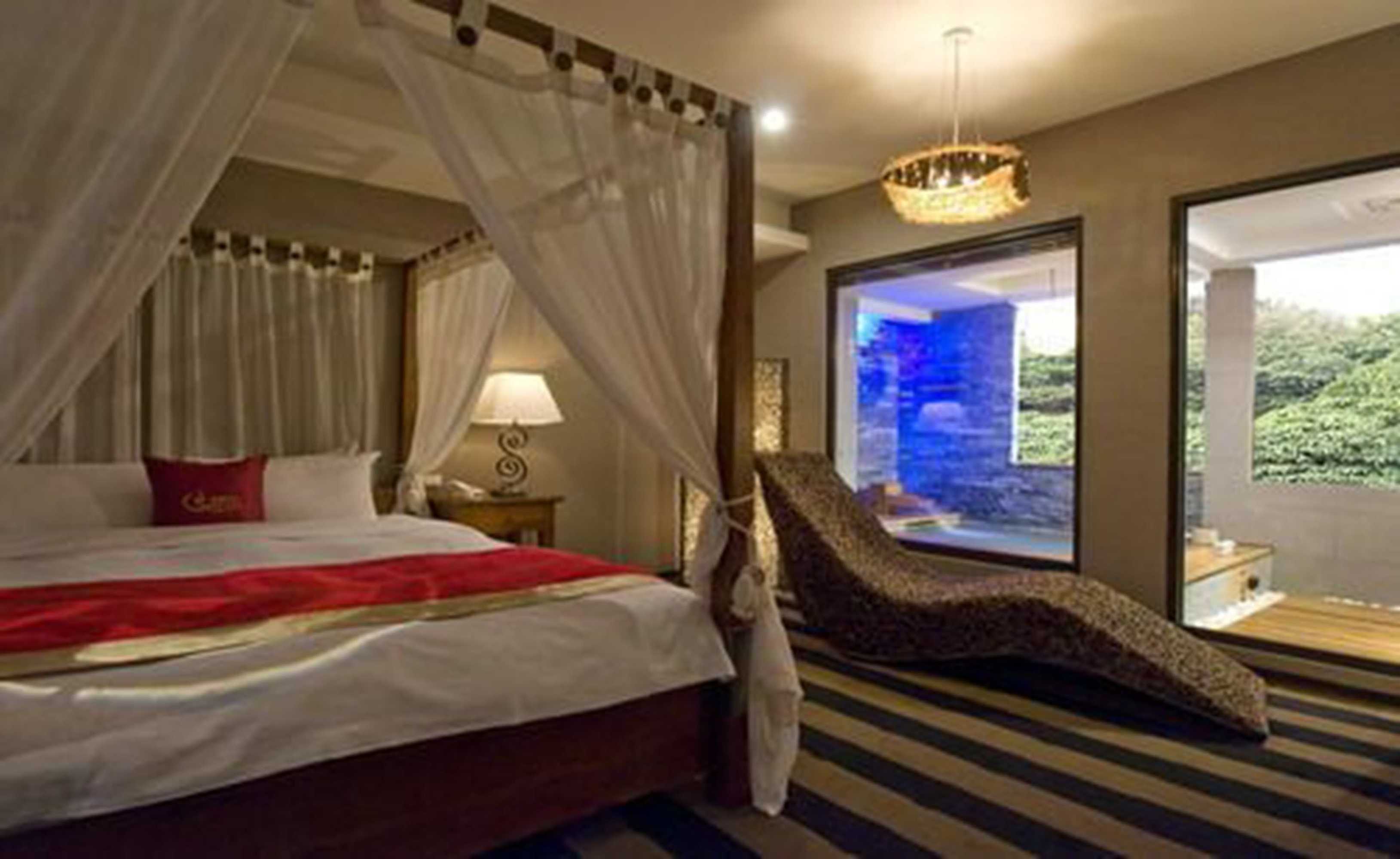 Gift card for Golden Hotspring Hotel