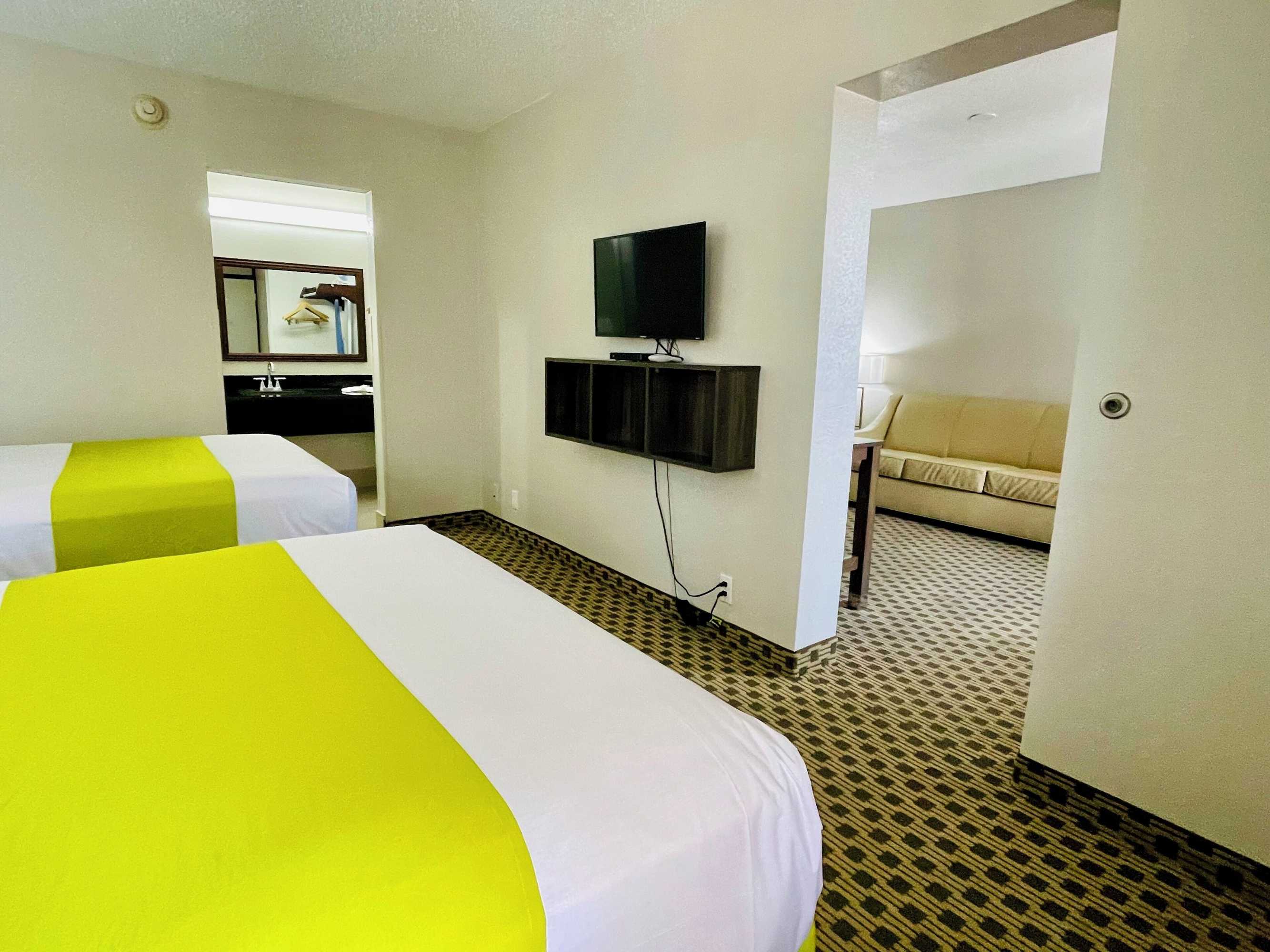 Gift card for Days Inn by Wyndham Irving Grapevine Dfw Airport North Gift card for Days Inn by Wyndham Irving Grapevine Dfw Airport North