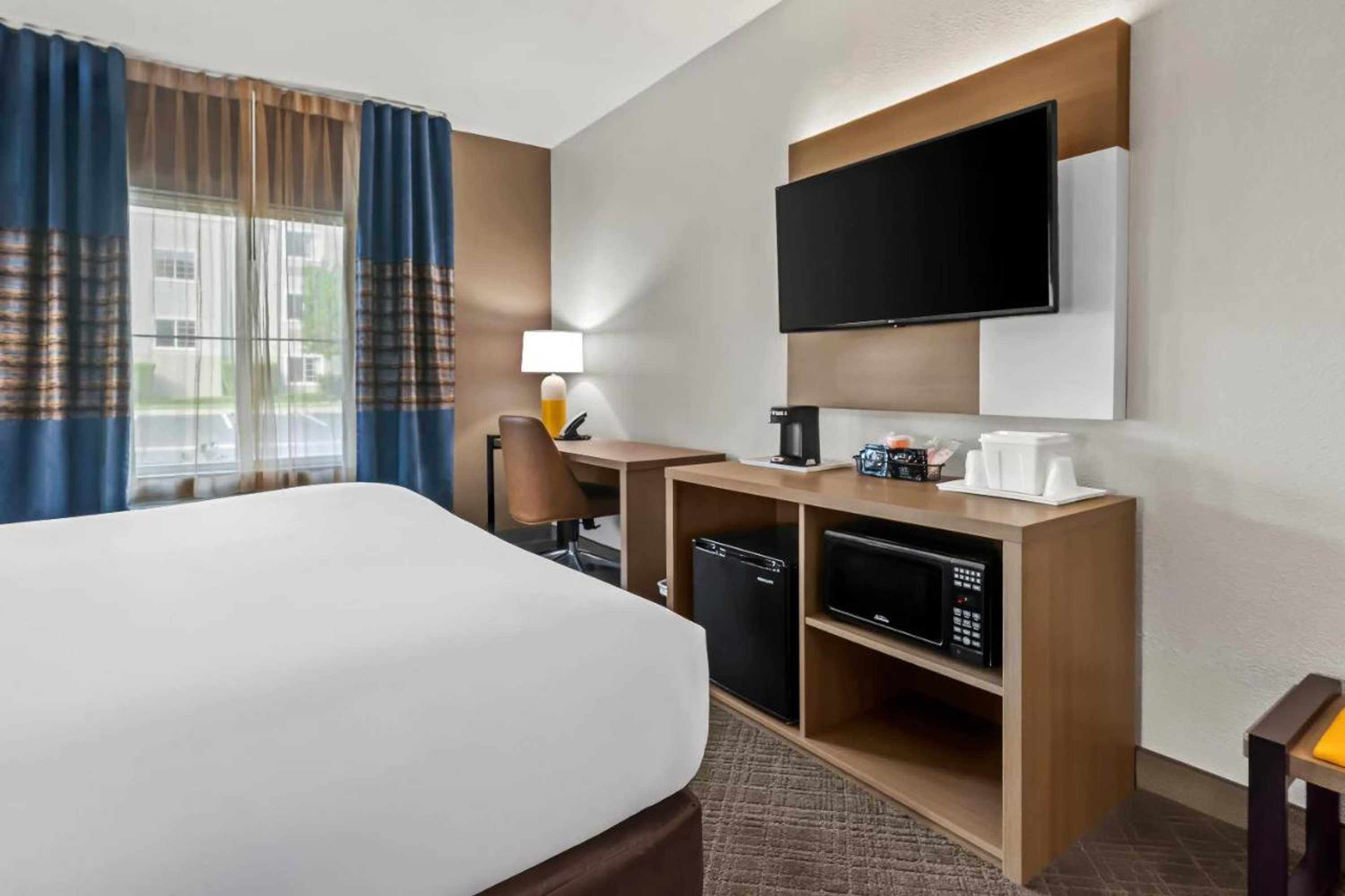 Gift card for Comfort Inn South San Jose /  Morgan Hill