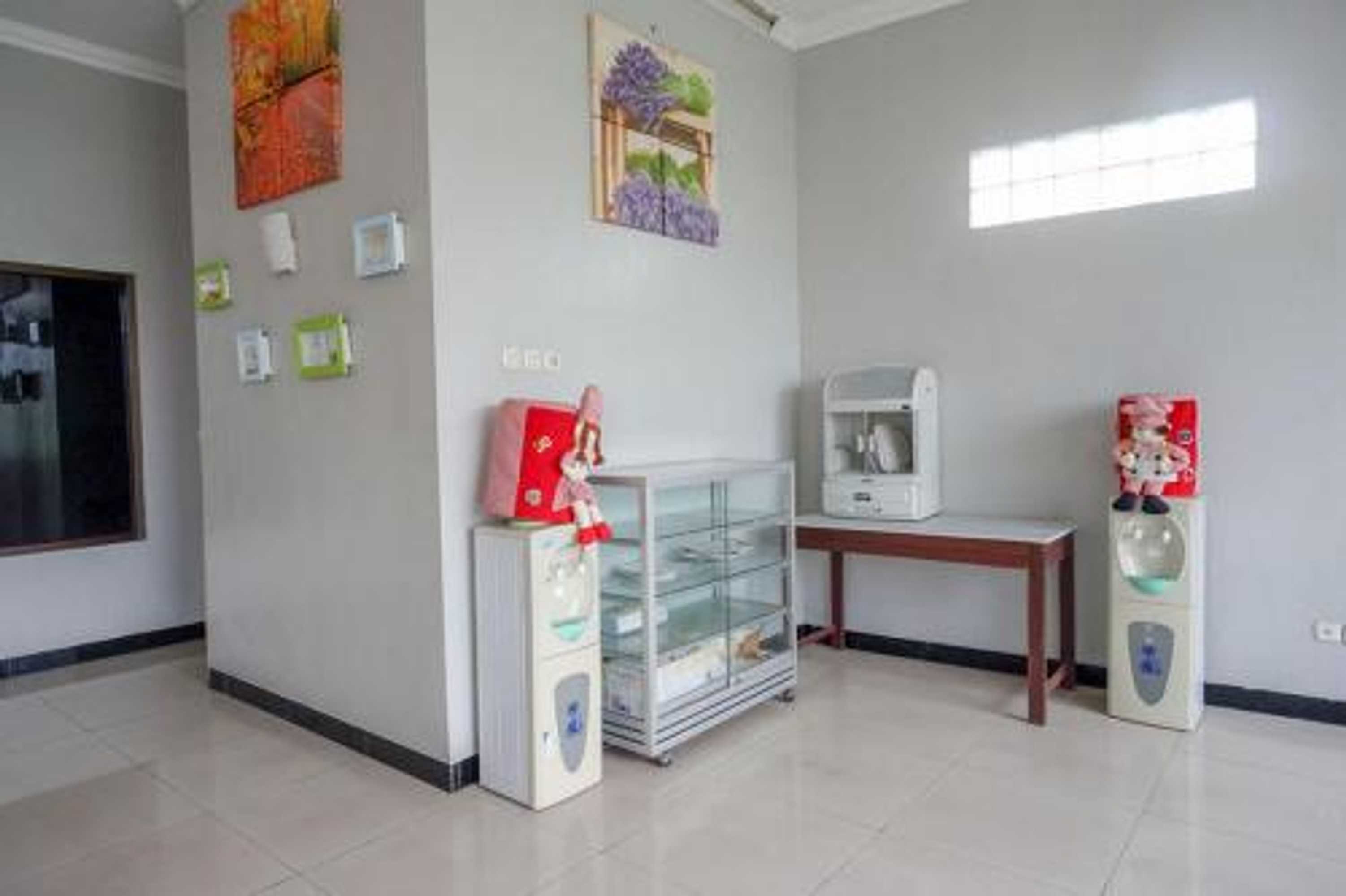 Gift card for Reddoorz Syariah @ Sunan Bonang Magelang Gift card for Reddoorz Syariah @ Sunan Bonang Magelang