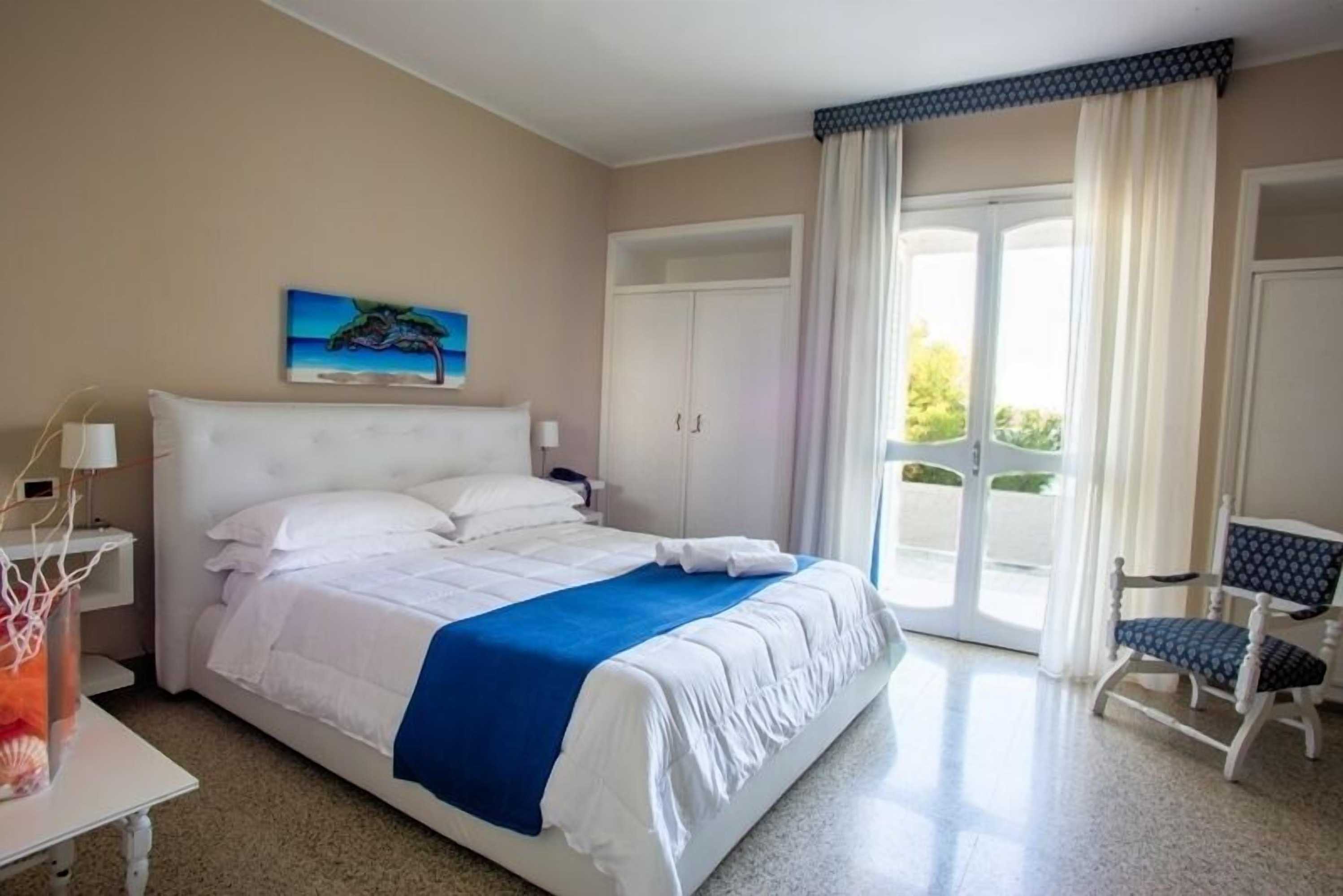 Gift card for Hotel Isola Lo Scoglio Gift card for Hotel Isola Lo Scoglio