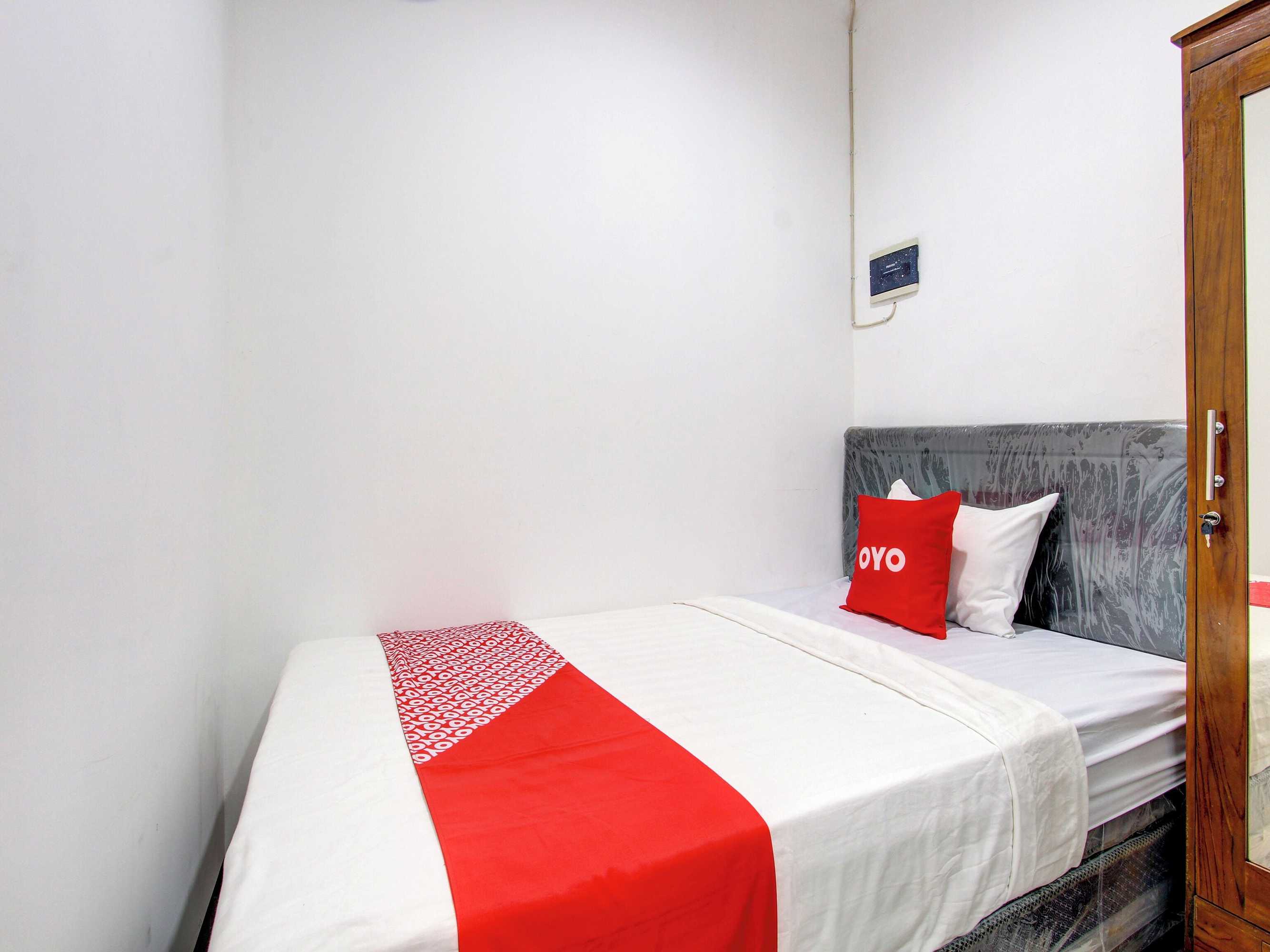 Gift card for Oyo 92479 Pasadena House