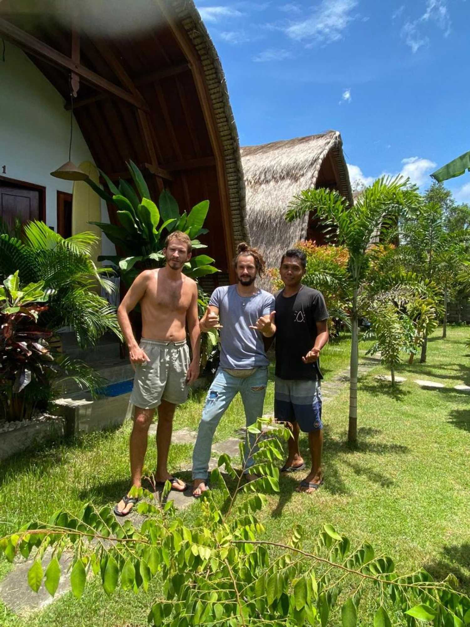 Gift card for Tropical Sunday Bungalow - Surf And Stay