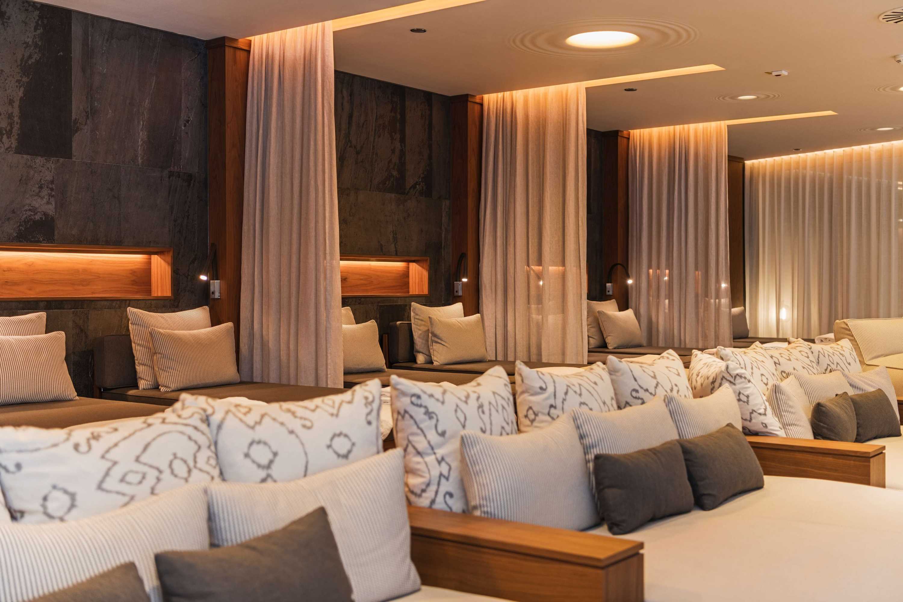 Gift card for Infinity Hotel & Conference Resort Munich Gift card for Infinity Hotel & Conference Resort Munich
