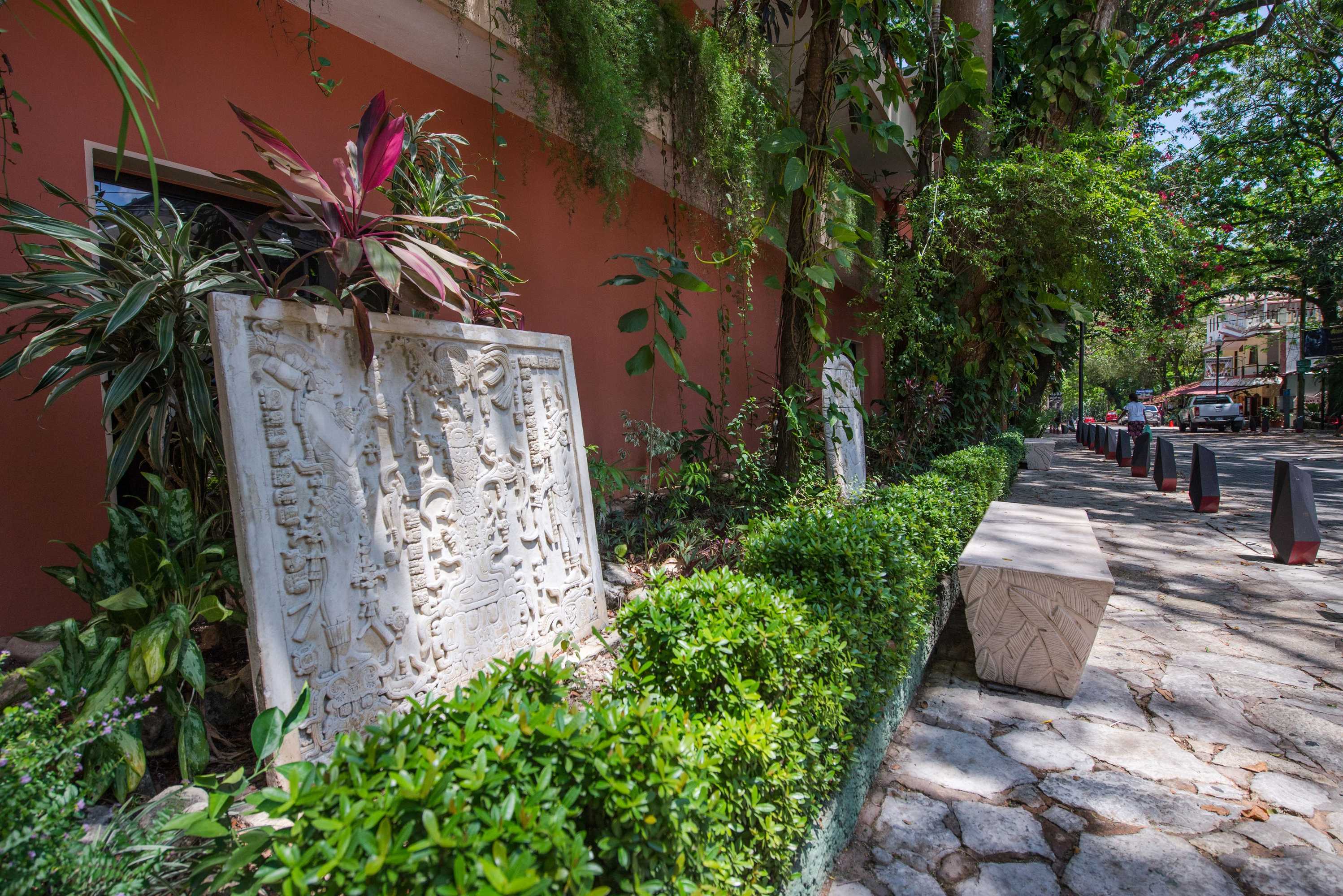 Gift card for Hotel Maya Tulipanes Palenque Gift card for Hotel Maya Tulipanes Palenque
