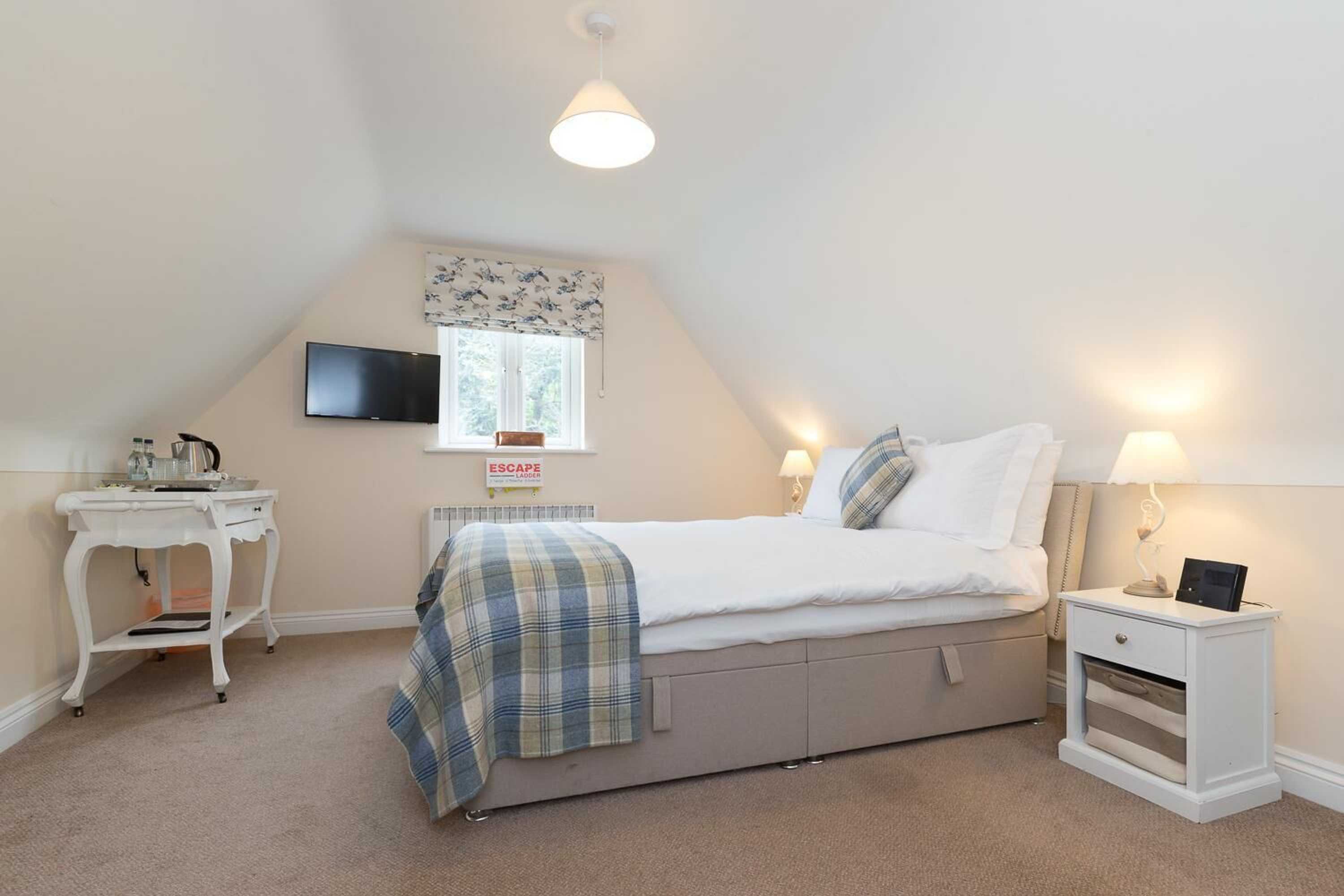Gift card for Whitethorn Bed And Breakfast Gift card for Whitethorn Bed And Breakfast