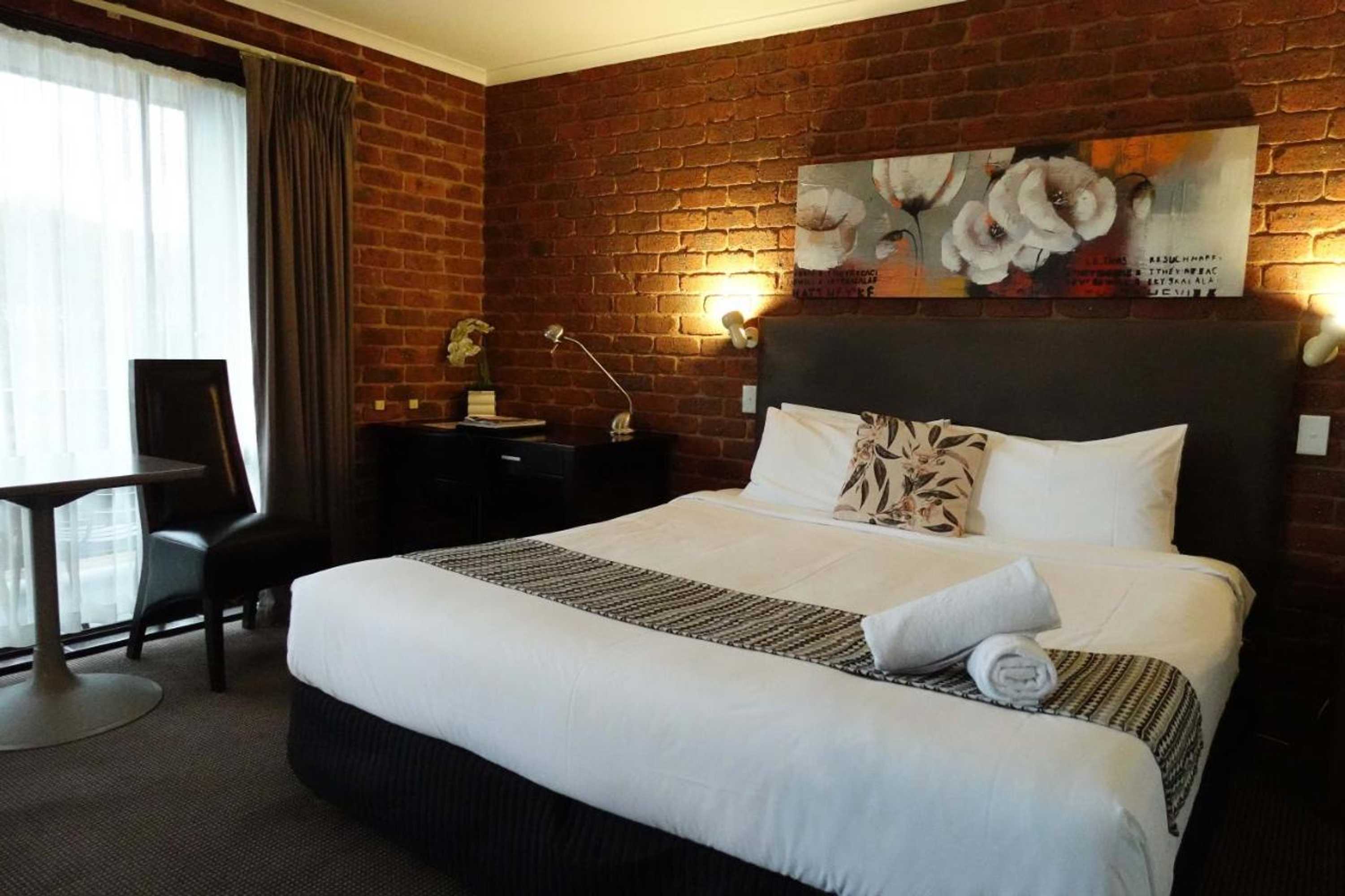 Gift card for Admiral Motor Inn