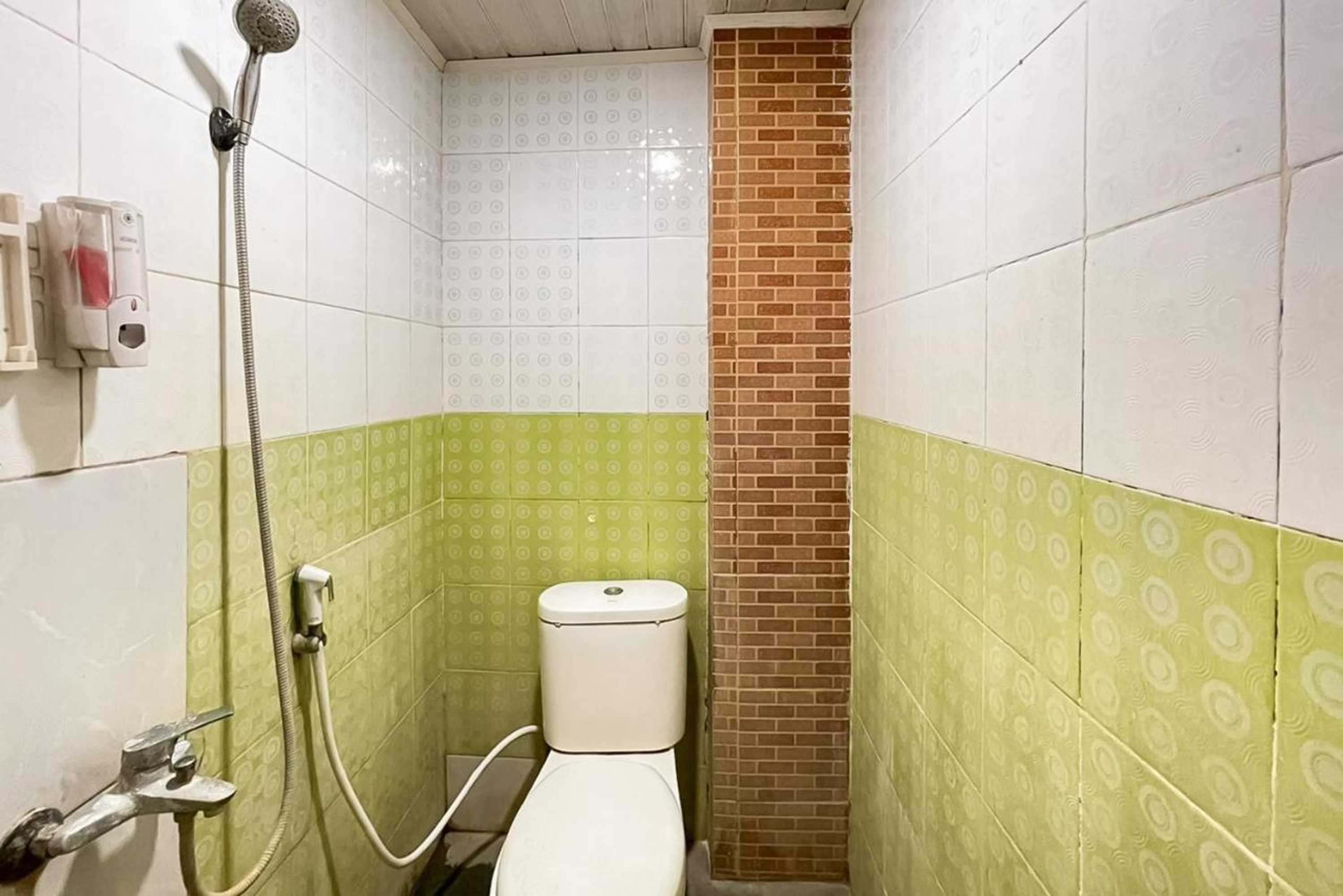 Gift card for Reddoorz Syariah Near Mall Of Serang