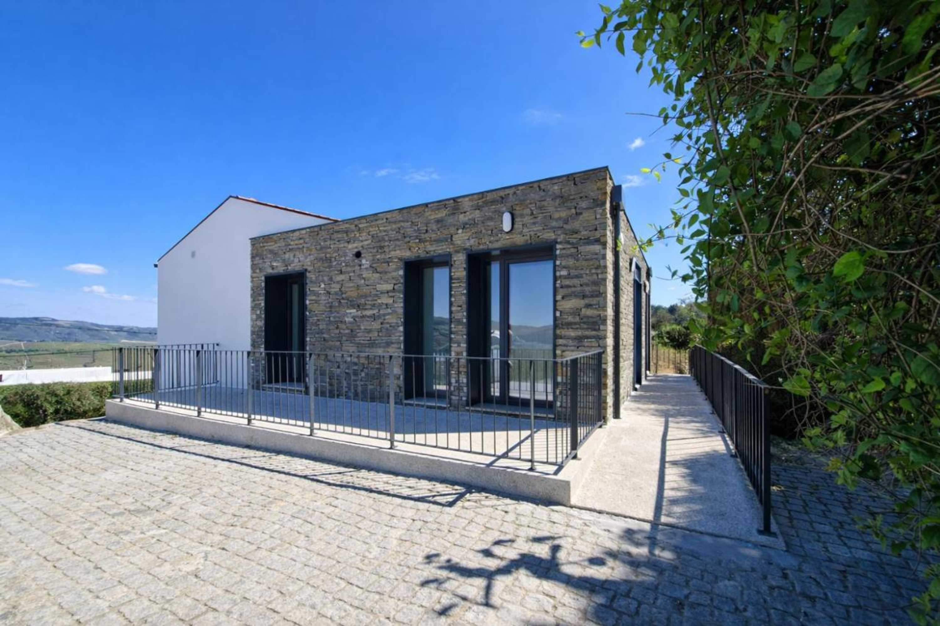 Gift card for Casa Com Piscina no Coração do Douro - Domaine Casa Valença,