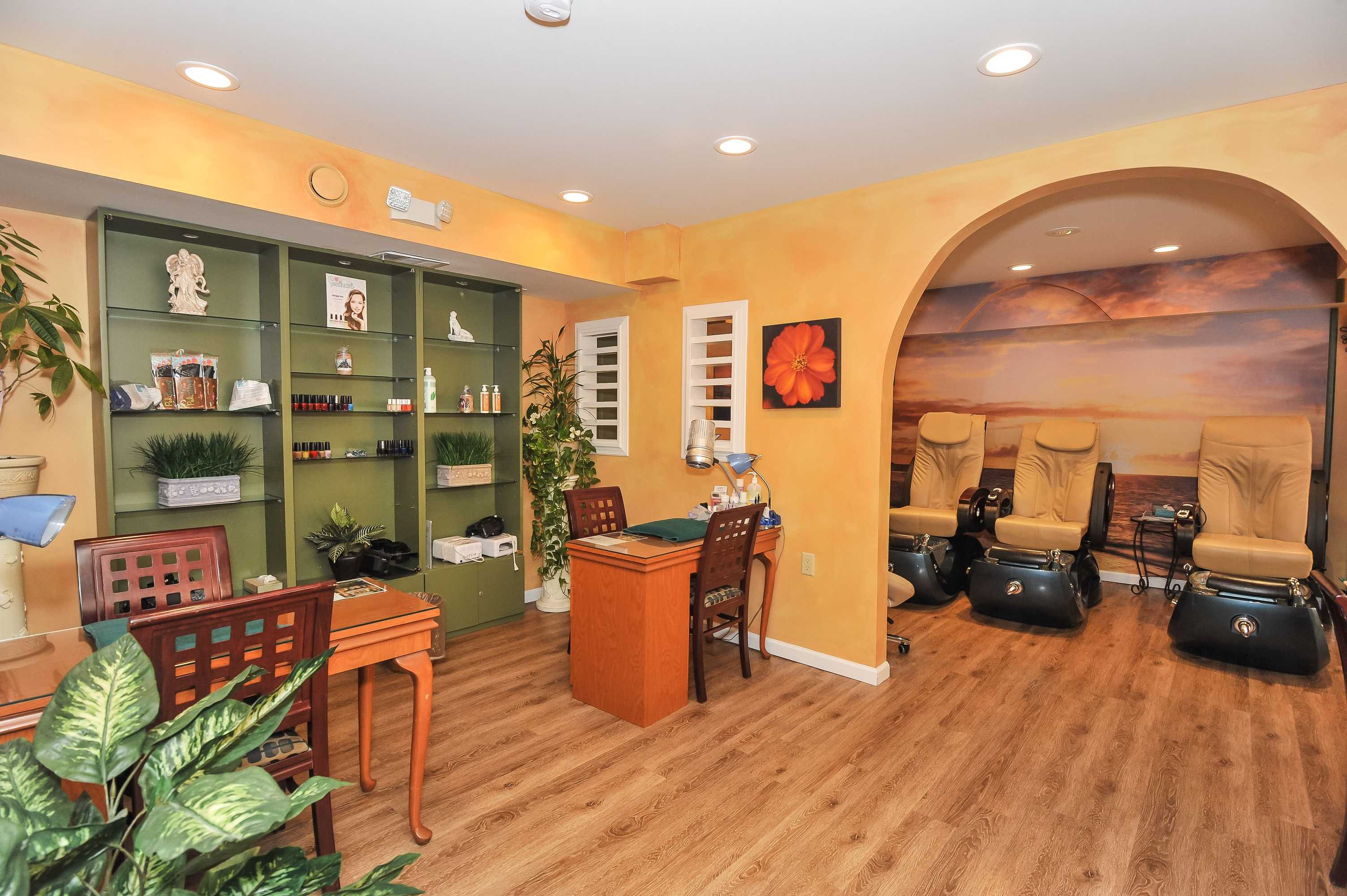 Gift card for The White Sands Oceanfront Resort & Spa