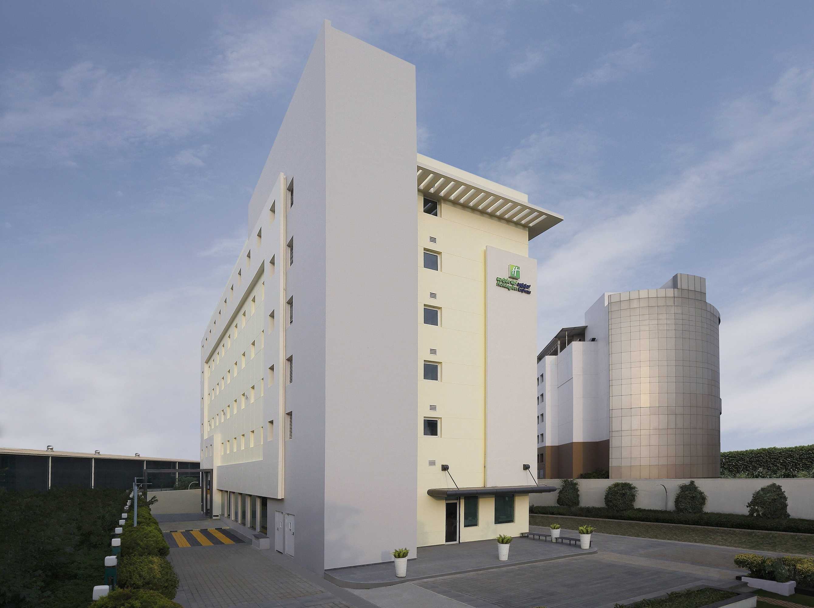 Gift card for Holiday Inn Express Bengaluru Whitefield Itpl by Ihg Gift card for Holiday Inn Express Bengaluru Whitefield Itpl by Ihg