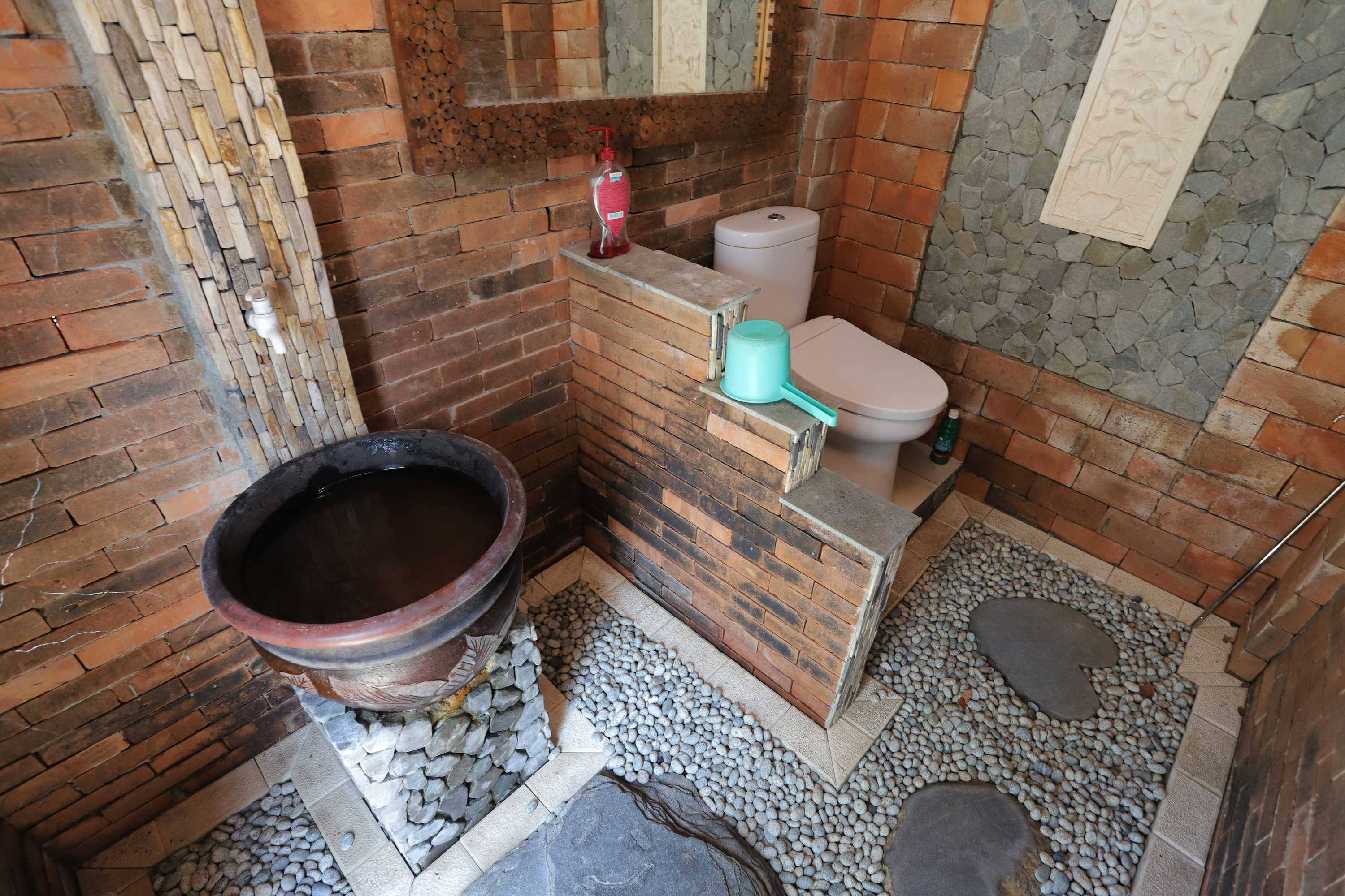 Gift card for Newalaskuliner & Homestaywatulumbung Gift card for Newalaskuliner & Homestaywatulumbung