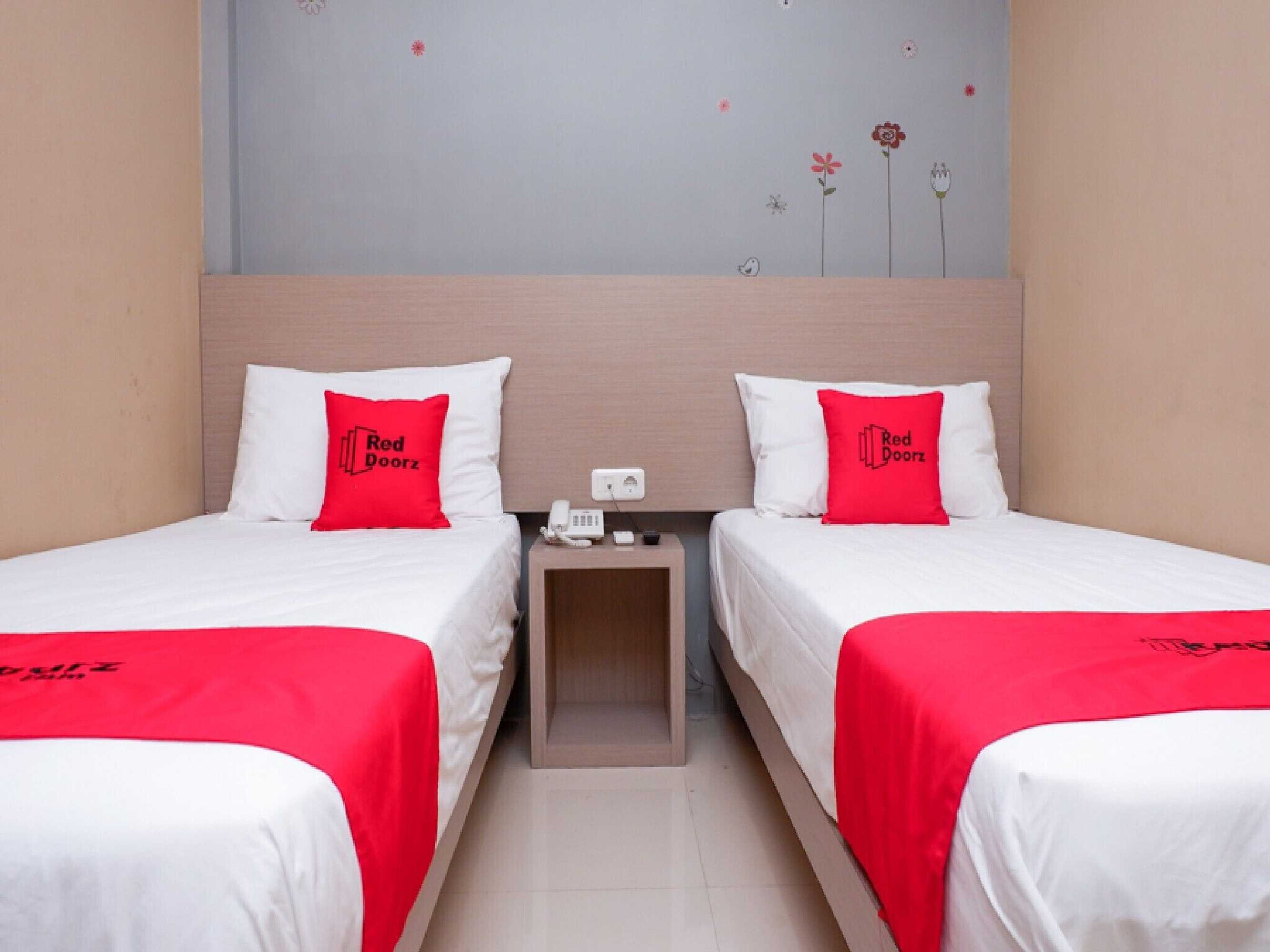 Gift card for Reddoorz Near Java Supermall Semarang Gift card for Reddoorz Near Java Supermall Semarang
