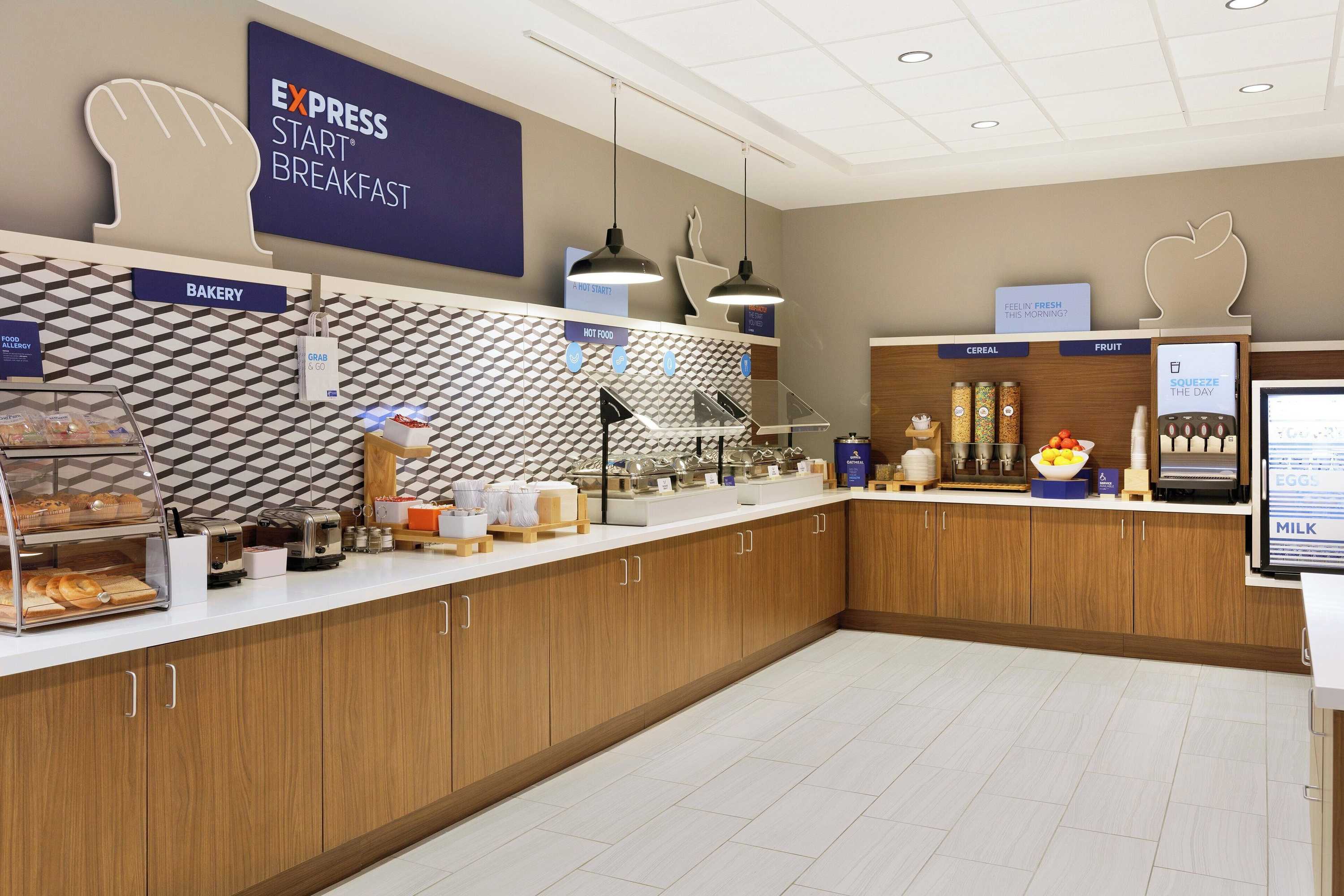Gift card for Holiday Inn Express & Sui Destin-Miramar Beach