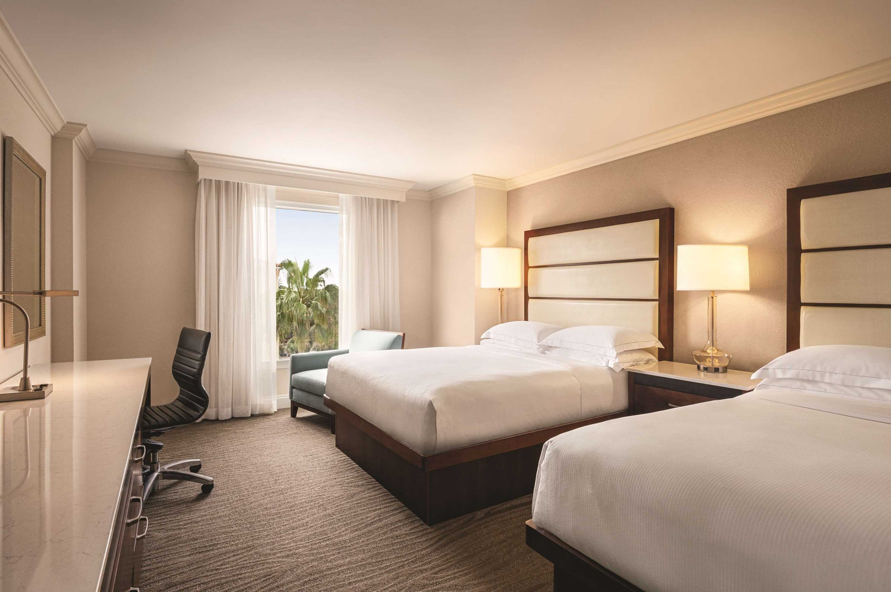 Gift card for Hilton Naples Gift card for Hilton Naples
