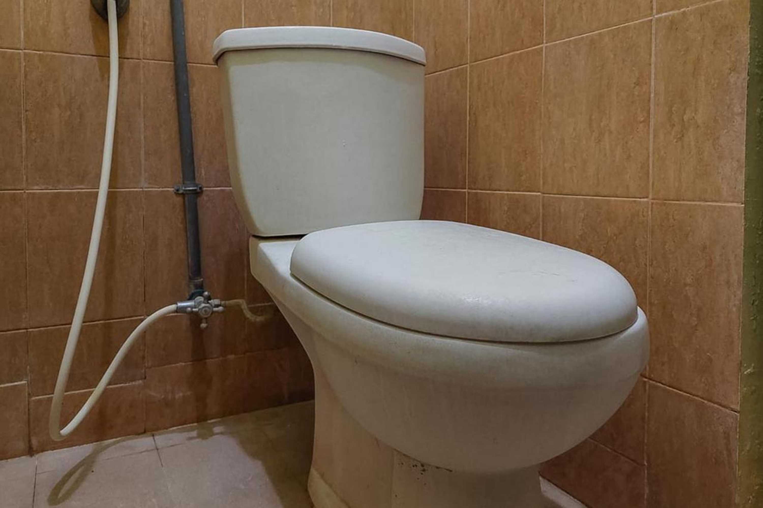 Gift card for Icha Homestay Near Terminal Purabaya Madiun