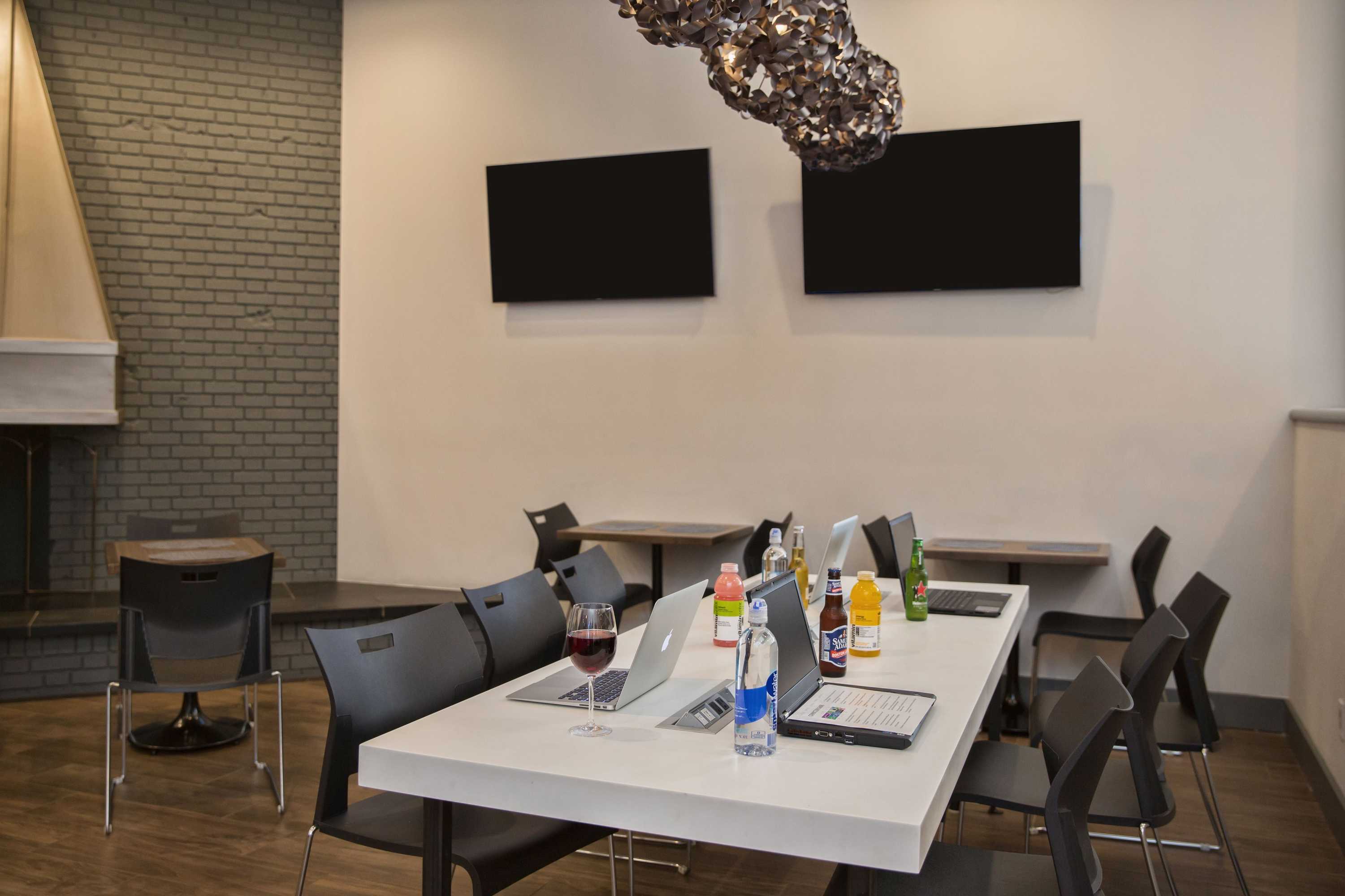 Gift card for The Kenilworth Hotel - Newark Airport West Gift card for The Kenilworth Hotel - Newark Airport West