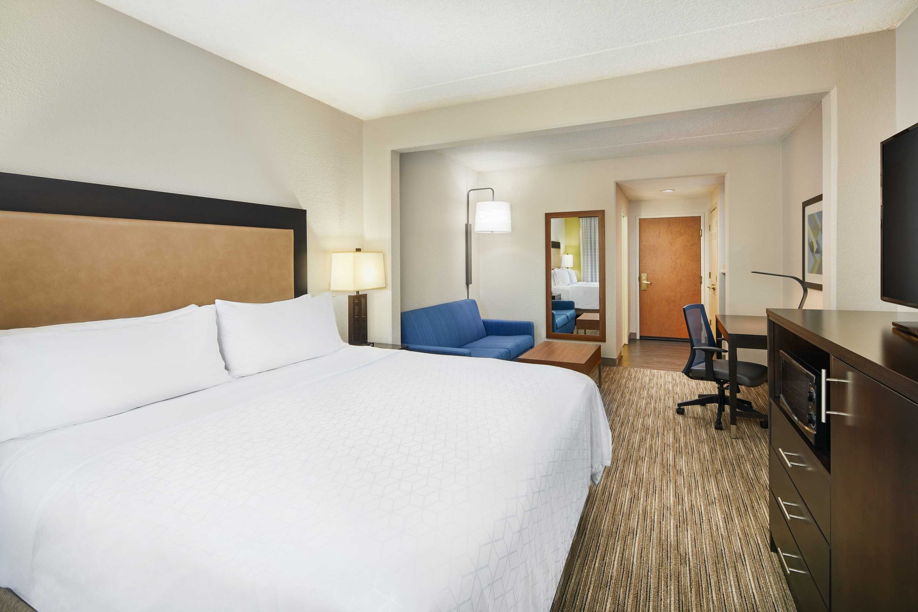 Gift card for Holiday Inn Express & Suites Jacksonville Se- Med Ctr Area by Ihg Gift card for Holiday Inn Express & Suites Jacksonville Se- Med Ctr Area by Ihg
