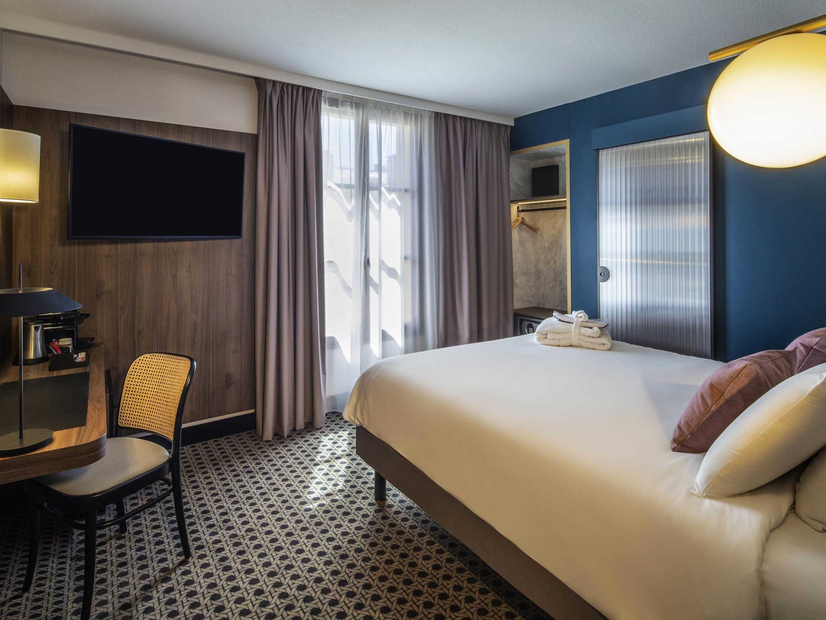 Gift card for Mercure Versailles Chateau Gift card for Mercure Versailles Chateau