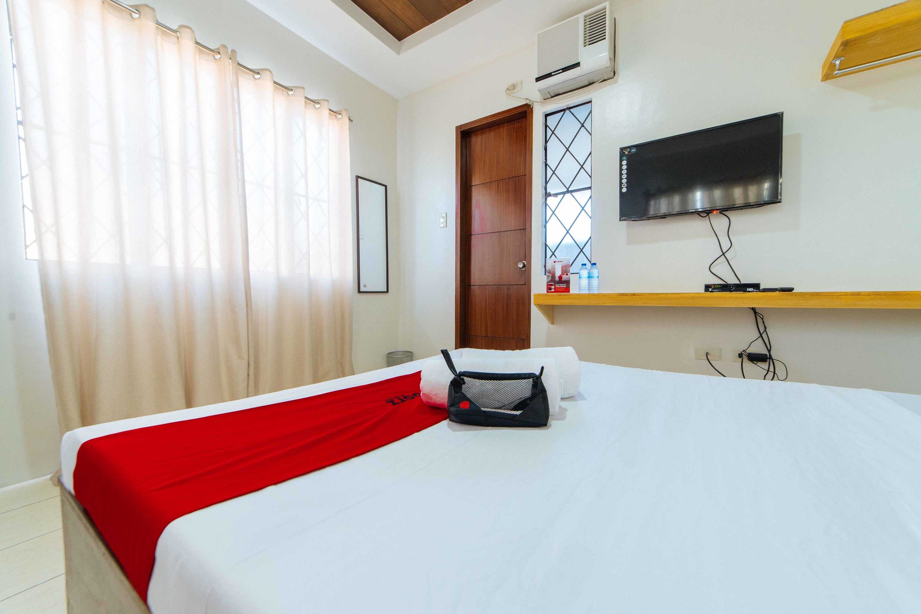 Gift card for Reddoorz Plus @ Sindalan San Fernando City Gift card for Reddoorz Plus @ Sindalan San Fernando City