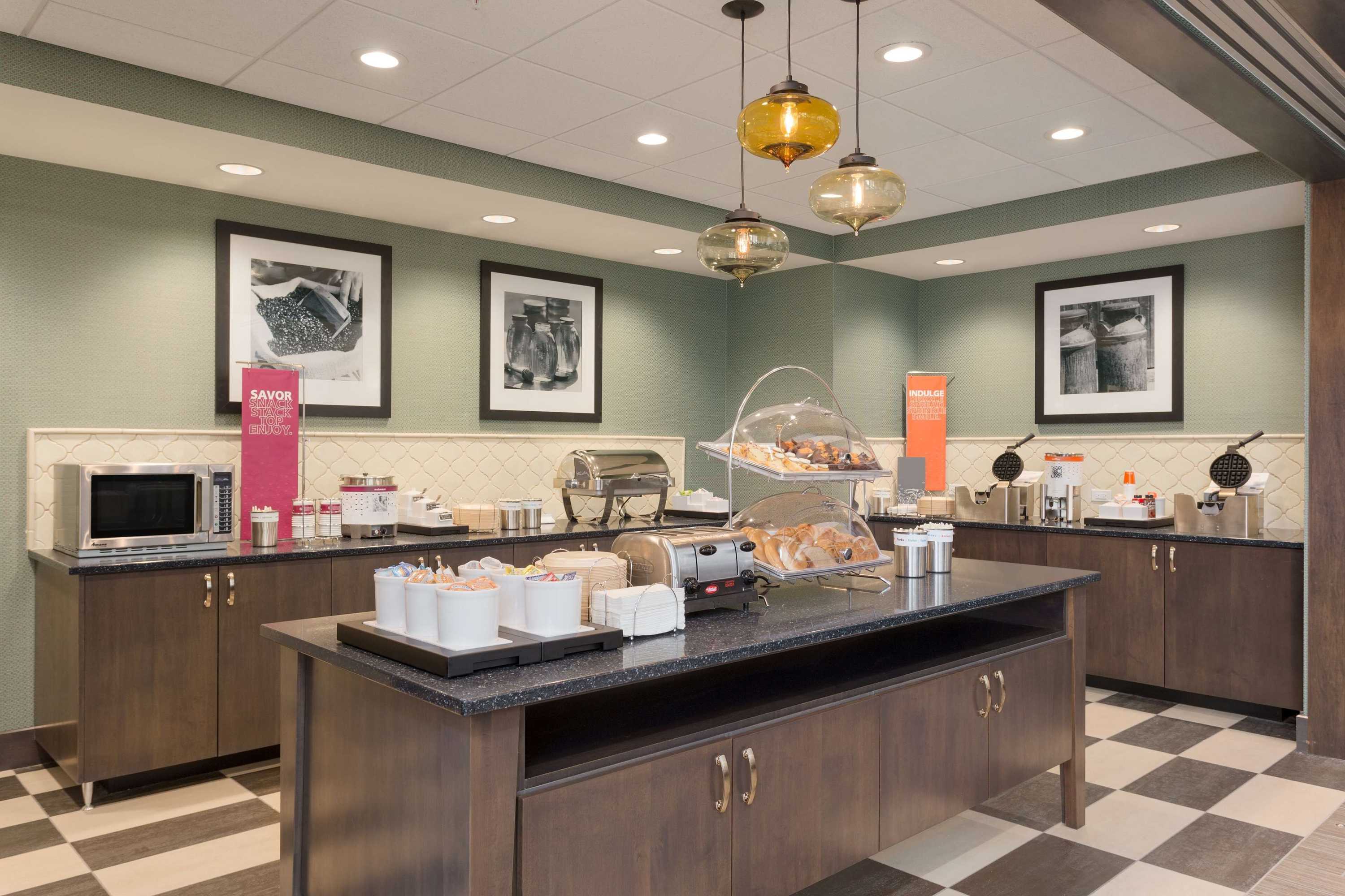 Gift card for Hampton Inn & Suites West Des Moines/sw Mall Area Gift card for Hampton Inn & Suites West Des Moines/sw Mall Area