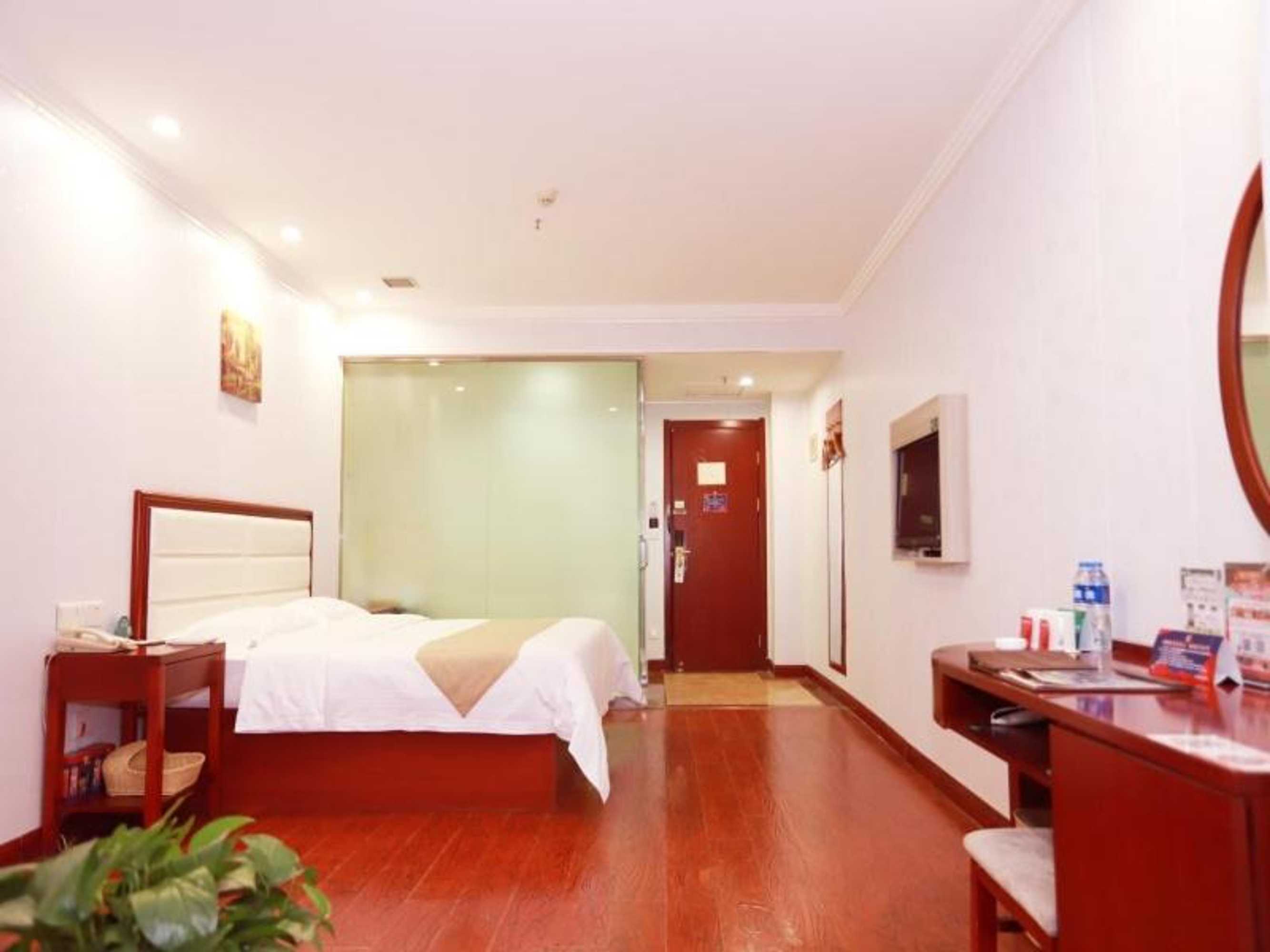 Gift card for Greentree Inn Yinchuan Pedestrian Street Xinhua Department Store Business Hotel Gift card for Greentree Inn Yinchuan Pedestrian Street Xinhua Department Store Business Hotel