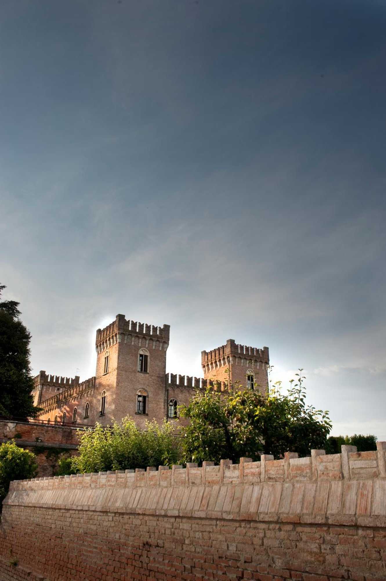 Gift card for Relais Castello Bevilacqua Gift card for Relais Castello Bevilacqua
