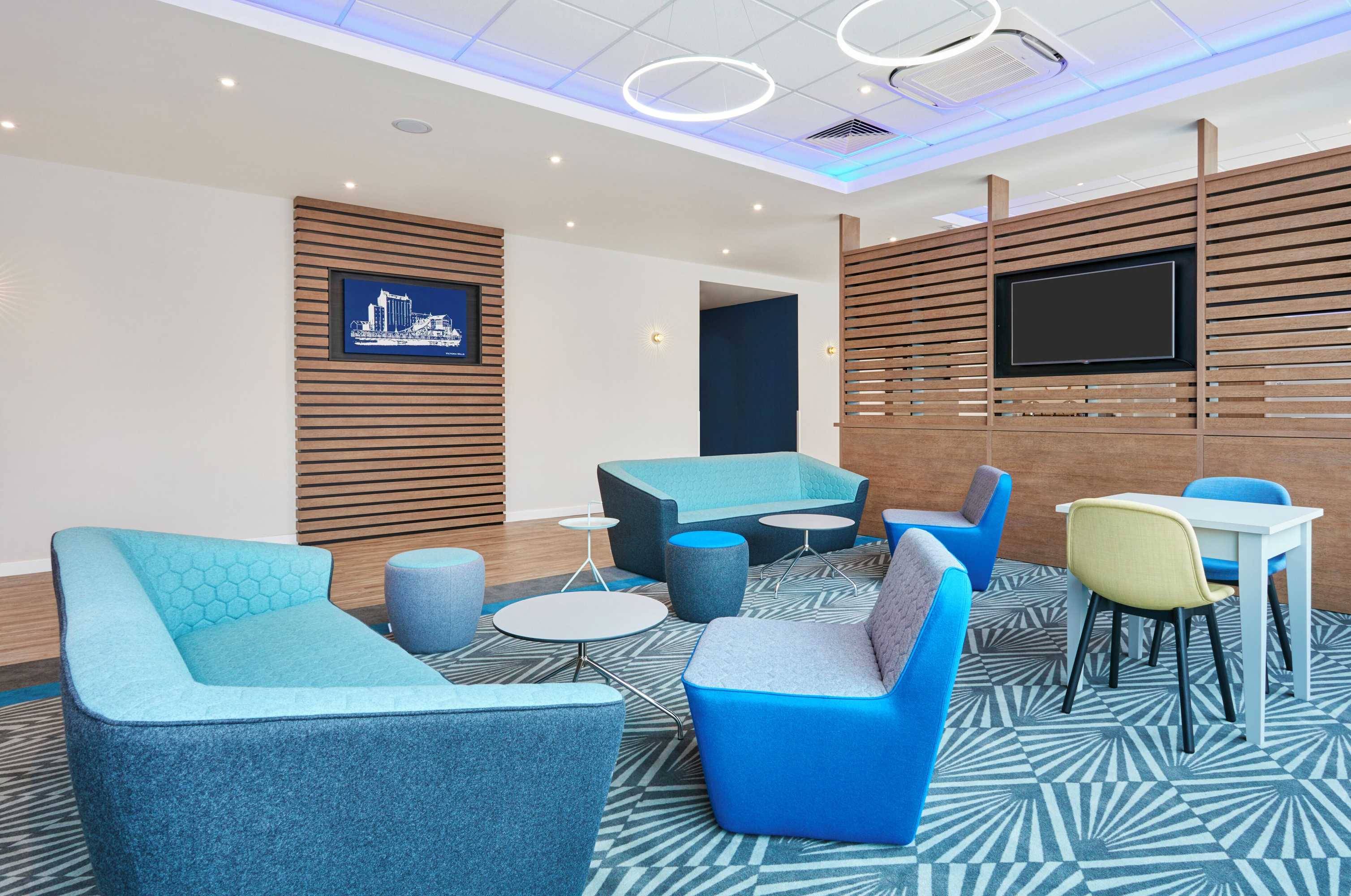 Gift card for Holiday Inn Express Grimsby by Ihg Gift card for Holiday Inn Express Grimsby by Ihg